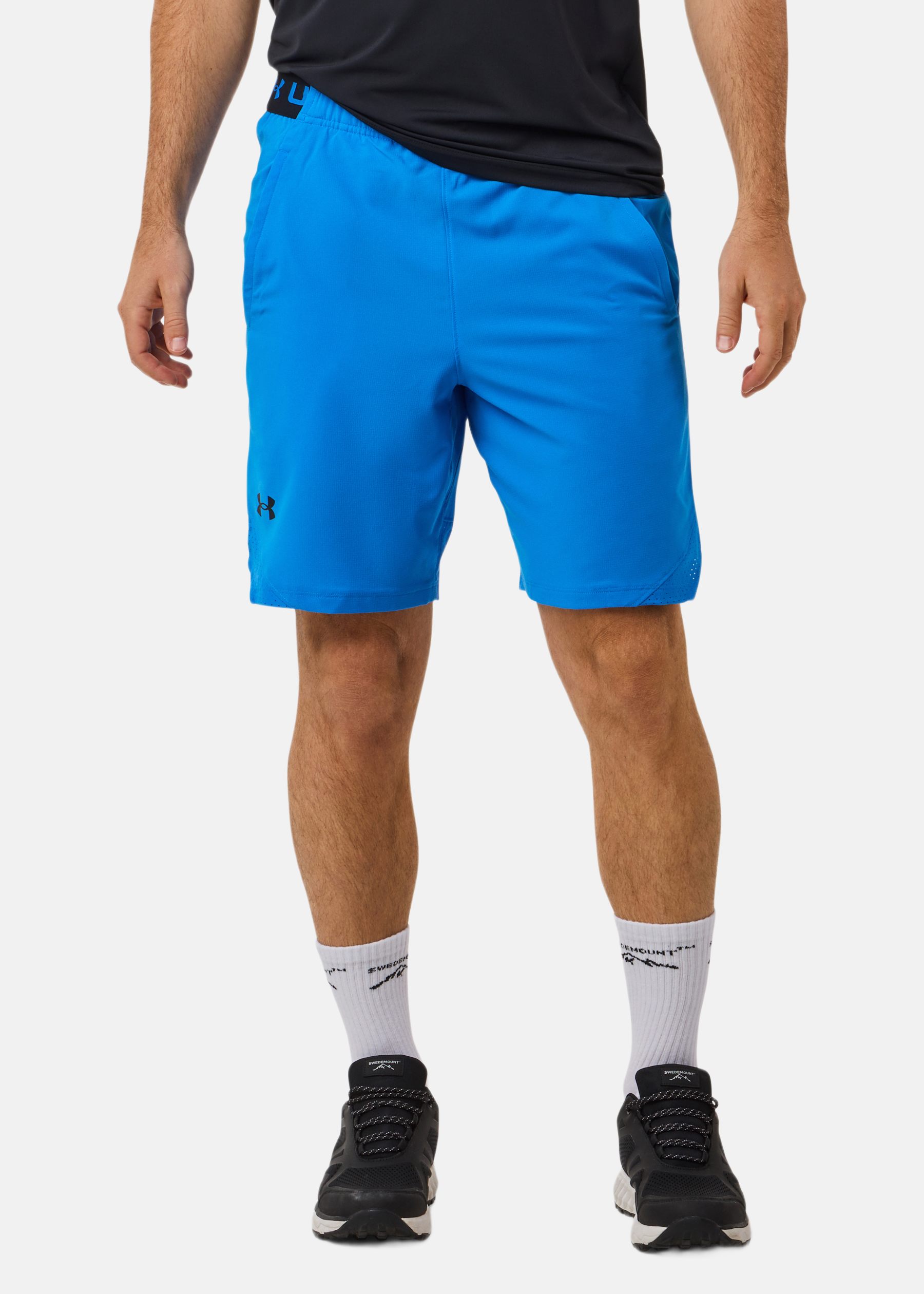 UA Vanish Woven 8in Shorts