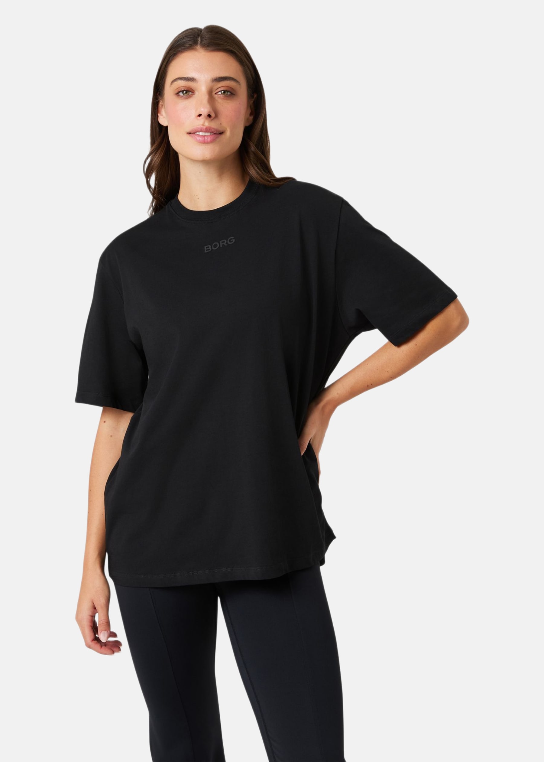 STUDIO OVERSIZED T-SHIRT