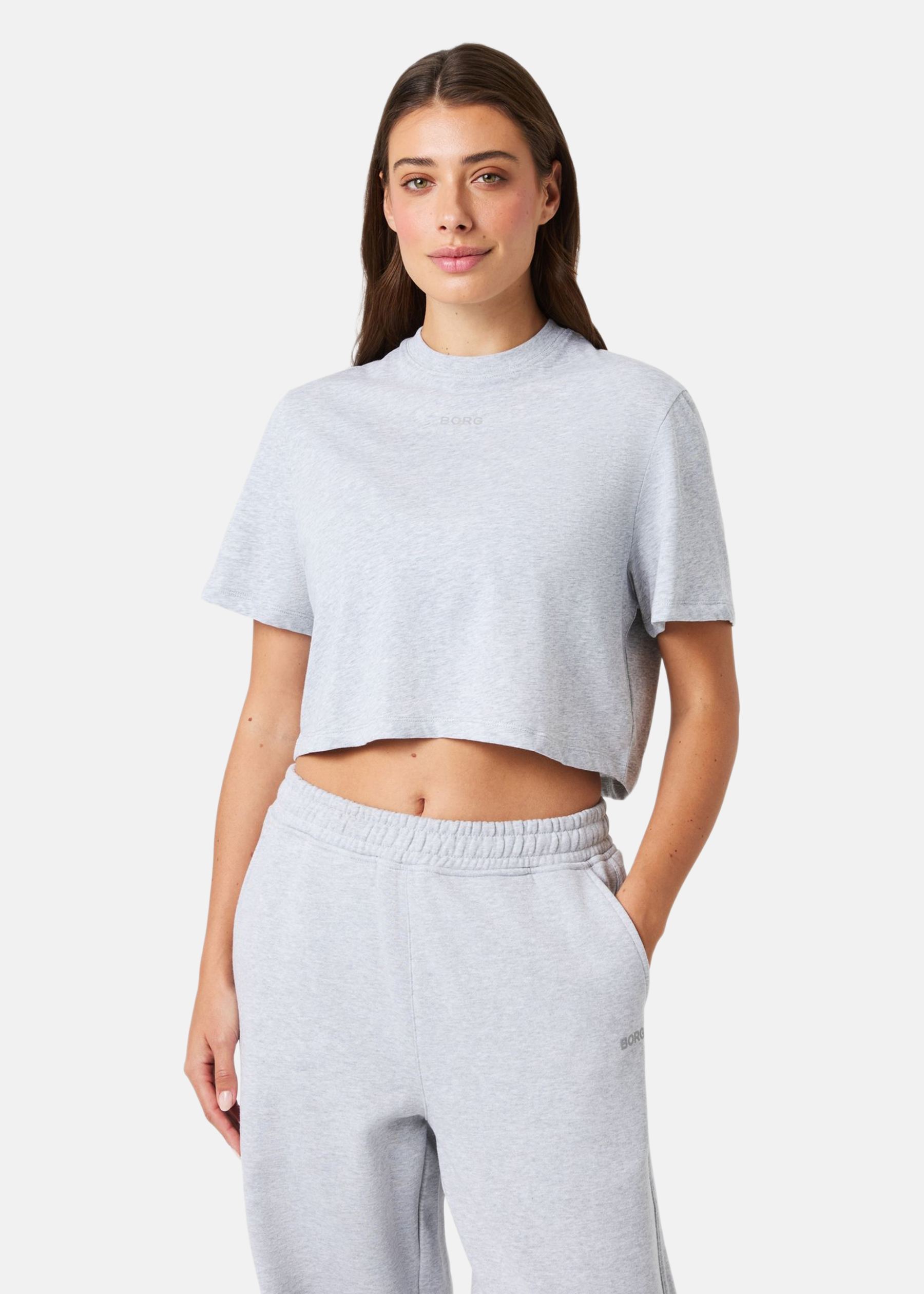 STUDIO OVERSIZED CROPPED T-SHI
