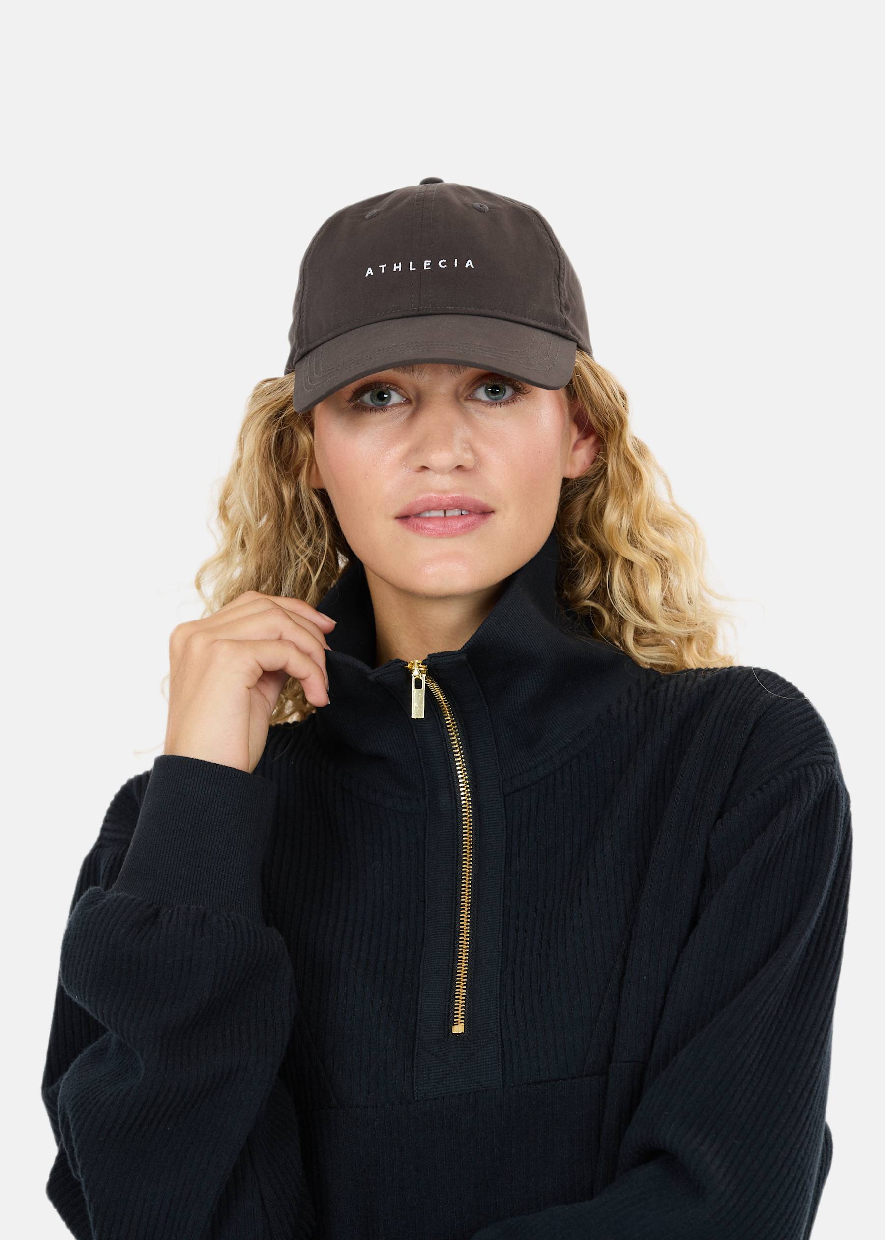 Merisa W Cap