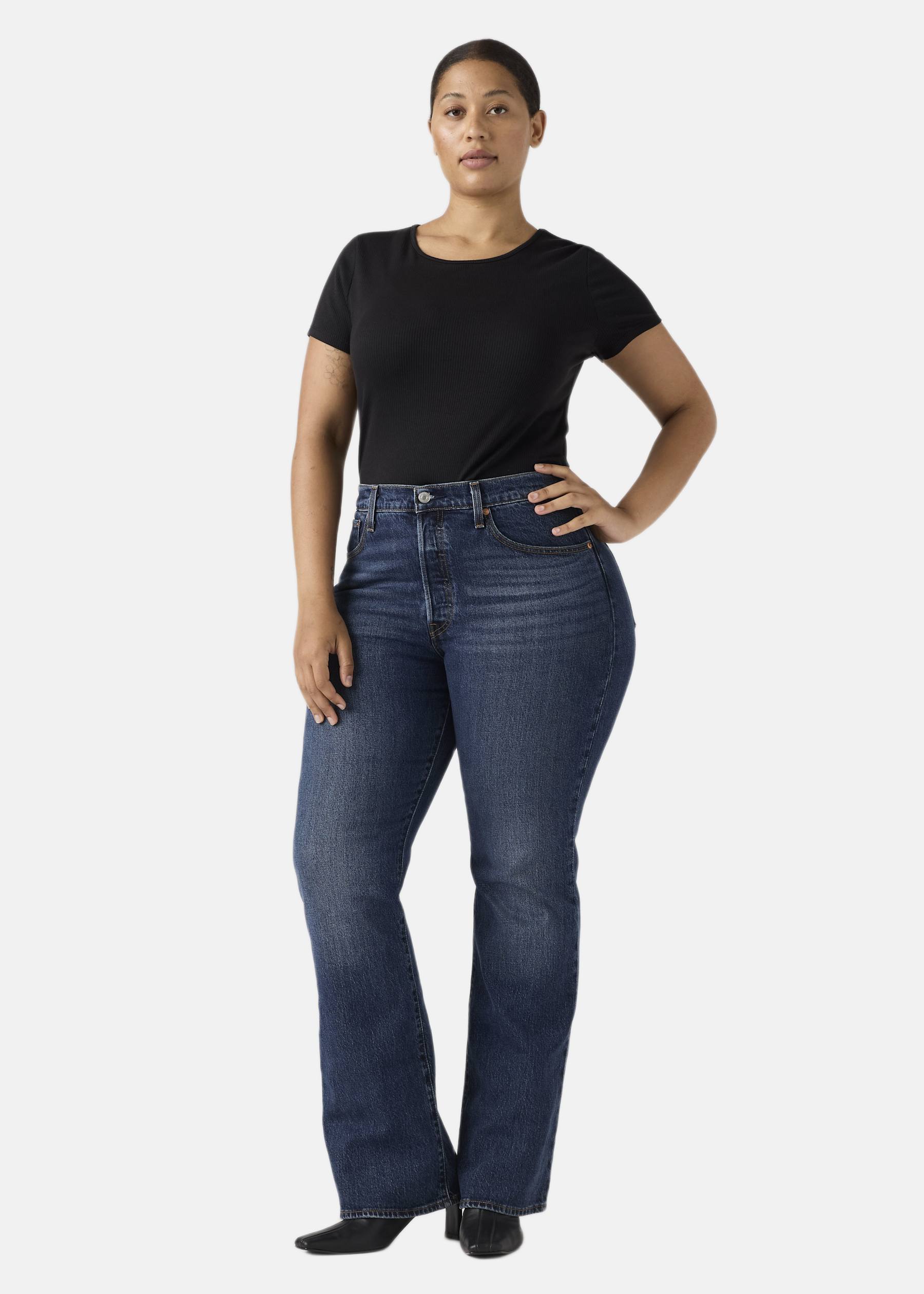 WEDGIE BOOT BOLD AND BEAUTIFUL