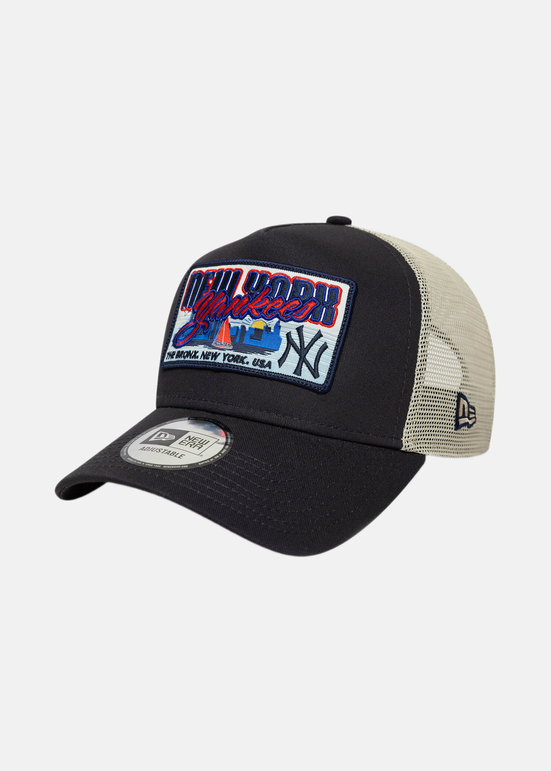 MLB PATCH TRUCKER NEYYAN |  - sv-se - dam - klader - accessoarer - kepsar-hattar - casual-streetkepsar | Padelspecialisterna