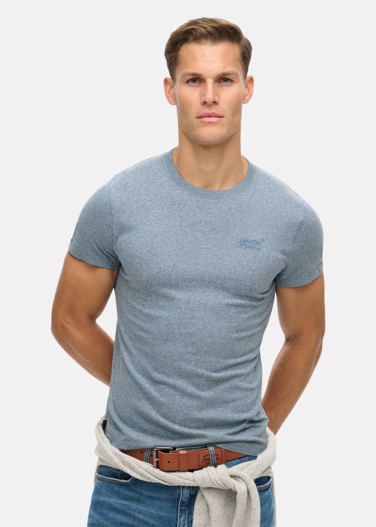 ESSENTIAL LOGO EMB TEE |  - sv-se - herr - klader - t-shirts-linnen - t-shirt-vardag-sport - kortarmad-t-shirt-vardag-sport | Padelspecialisterna