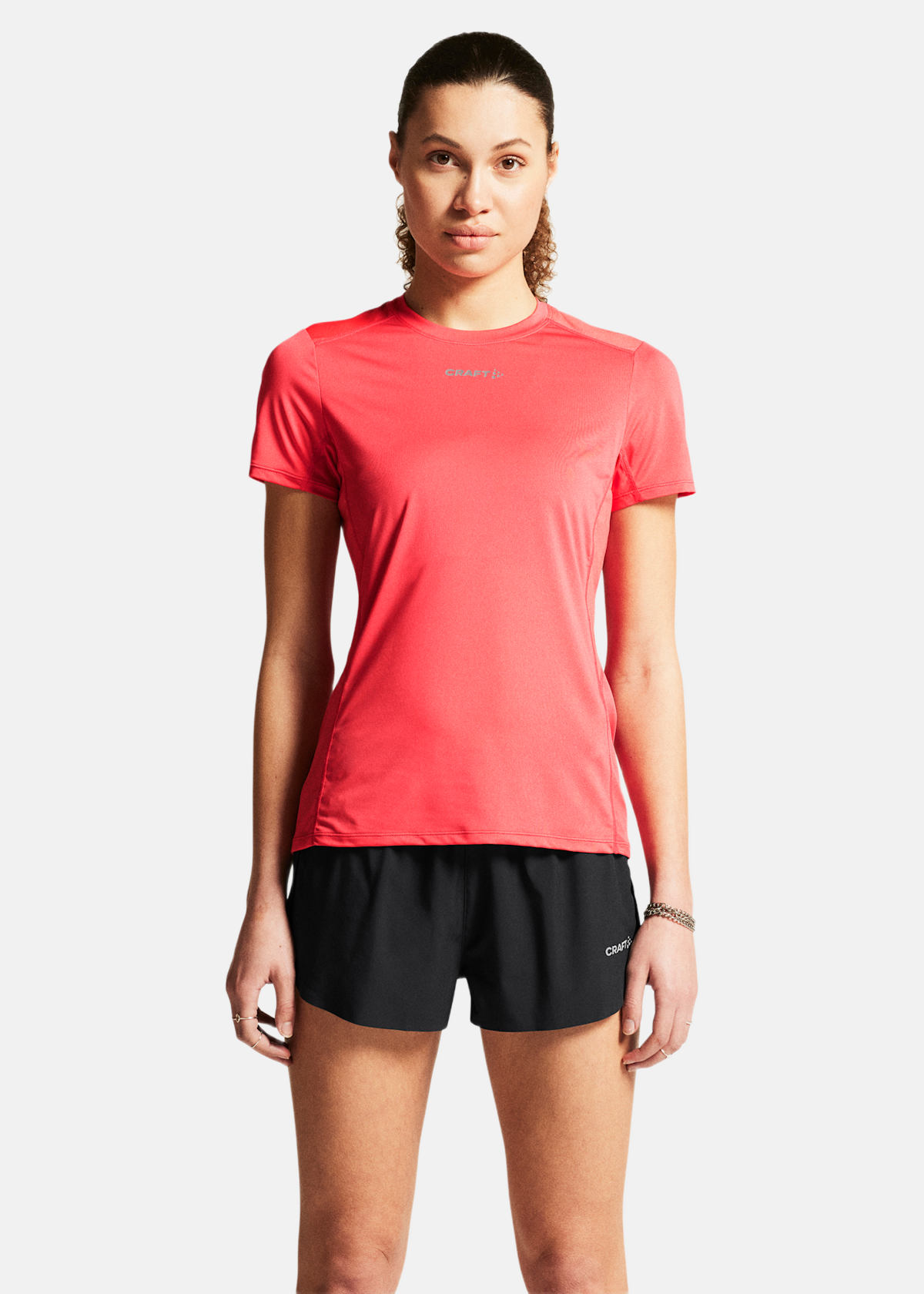 ADV ESSENCE SS TEE 2 W |  - sv-se - dam - klader - toppar-linnen - t-shirts-friluftsliv-vandring - t-shirts-kortarmade | Padelspecialisterna