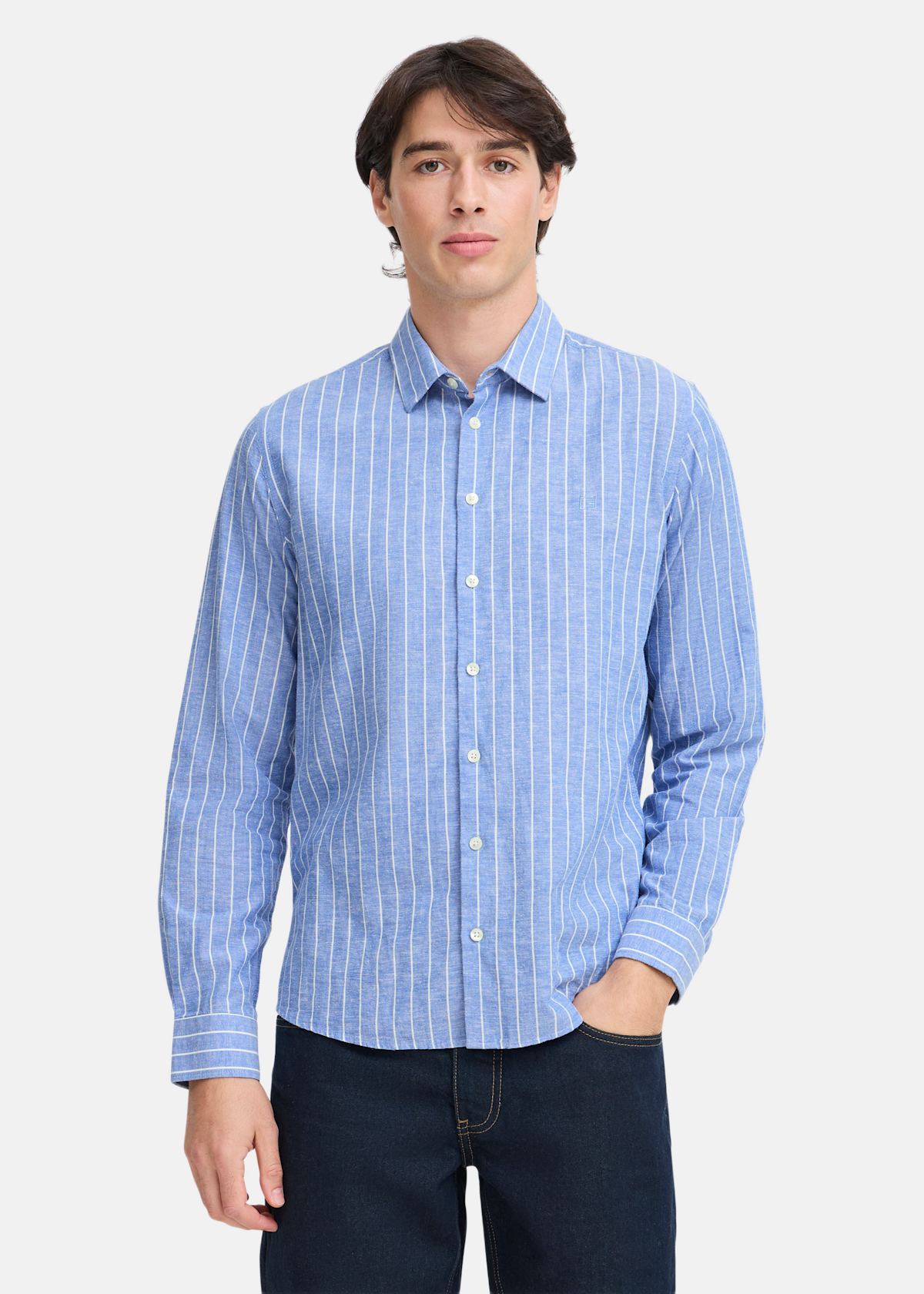 CFANDRÉ LS wide stripe linen m |  - sv-se - herr - klader - skjortor-piketrojor - skjortor - langarmade-skjortor | Padelspecialisterna