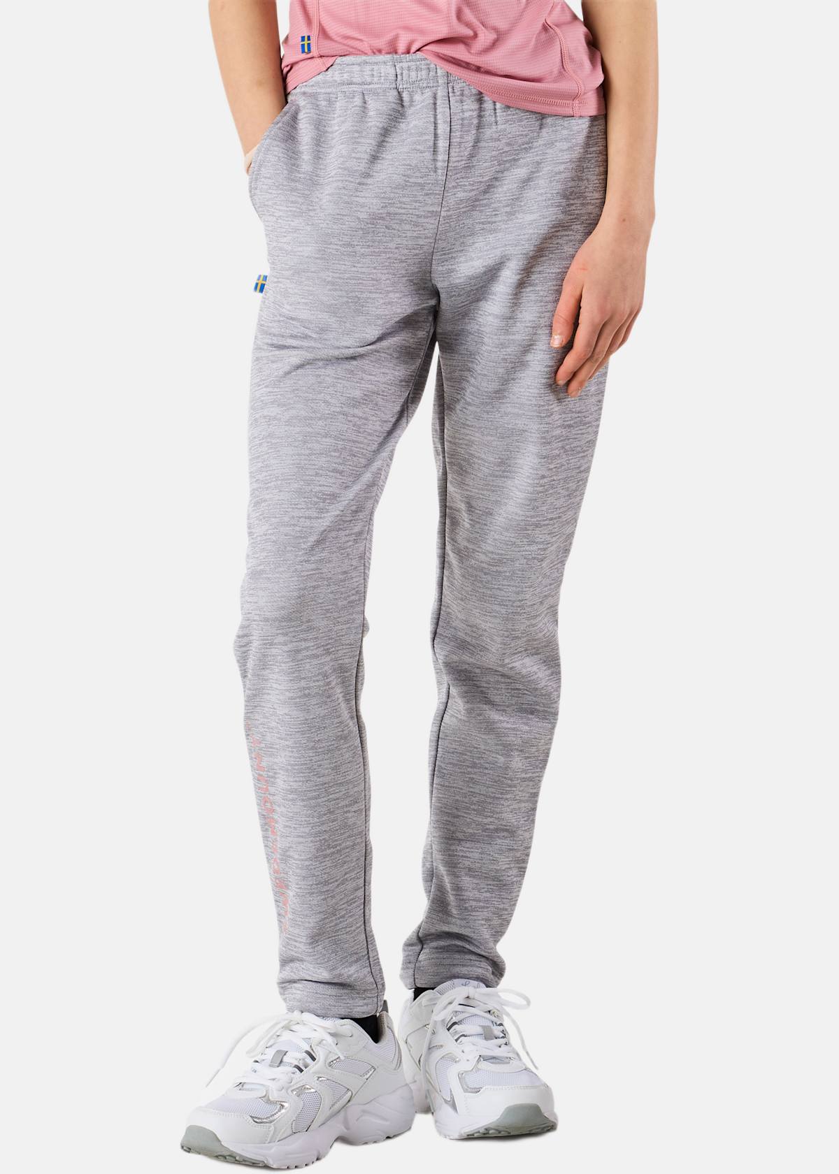 Training Logo Pants JR II |  - sv-se - barn - klader - byxor - tranings-mjukis-vindbyxor - mjukisbyxor | Padelspecialisterna