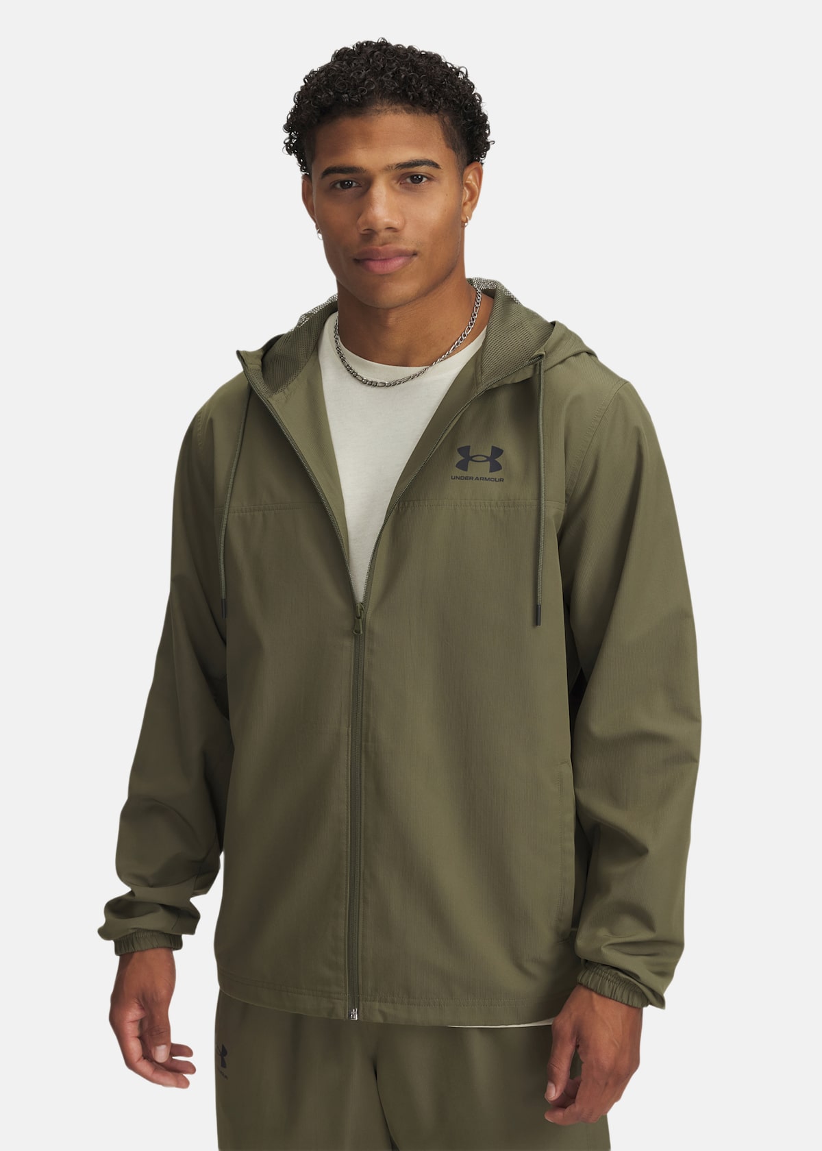 UA Rival Wvn Windbreaker |  - sv-se - herr - klader - jackor - vind-traningsjackor - vindjackor | Padelspecialisterna