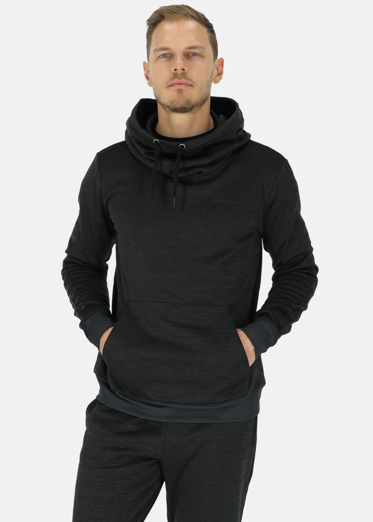 Training Logo Hood |  - sv-se - herr - klader - trojor - huvtrojor - hoodie | Padelspecialisterna