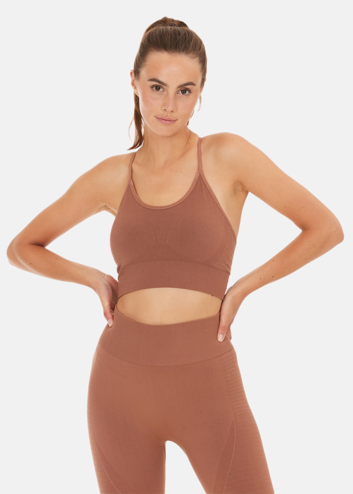 Foan W Seamless Bra |  - sv-se - dam - klader - underklader - bh - sports-bh-somlosa | Padelspecialisterna