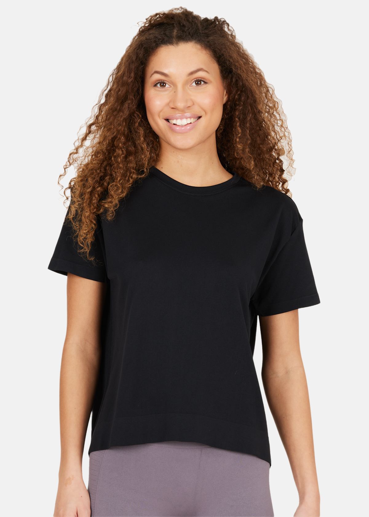 Laimeia W Oversize Seamless S/ |  - sv-se - dam - klader - toppar-linnen - t-shirts-friluftsliv-vandring - t-shirts-kortarmade | Padelspecialisterna