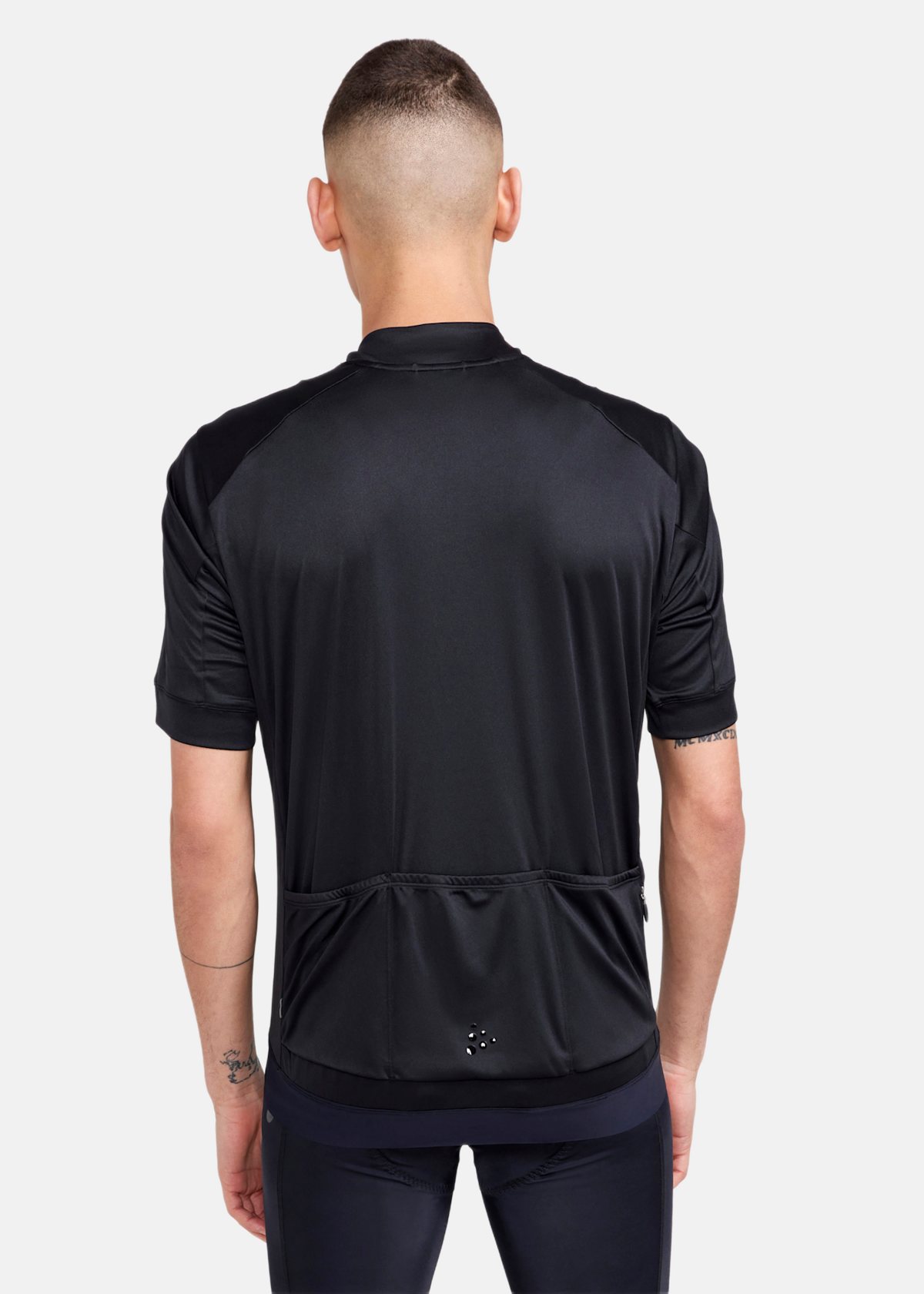 CORE ESSENCE JERSEY REGULAR FI |  - sv-se - herr - klader - t-shirts-linnen - cykeltrojor | Padelspecialisterna