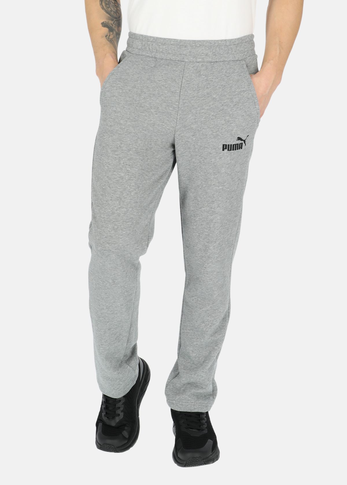 ESS Logo Pants TR op |  - sv-se - herr - klader - byxor - tranings-mjukis-vindbyxor - sweatpants-mjukisbyxor | Padelspecialisterna