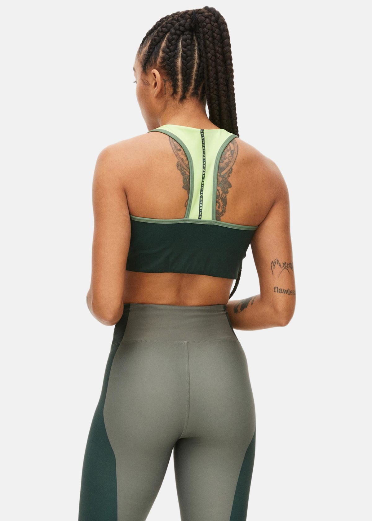 Addilyn Sportsbra |  - sv-se - dam - klader - underklader - bh - sport-bh-medium-support | Padelspecialisterna