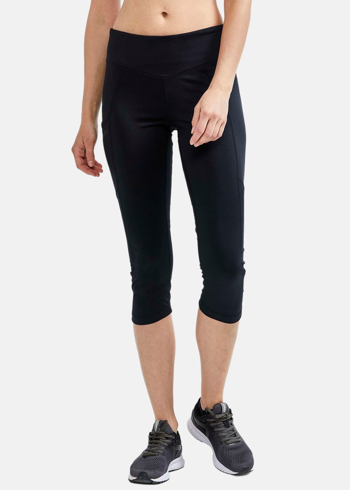 ADV ESSENCE CAPRI TIGHTS W |  - sv-se - dam - klader - byxor - tights-leggings - traningstights - traningstights-3-4 | Padelspecialisterna