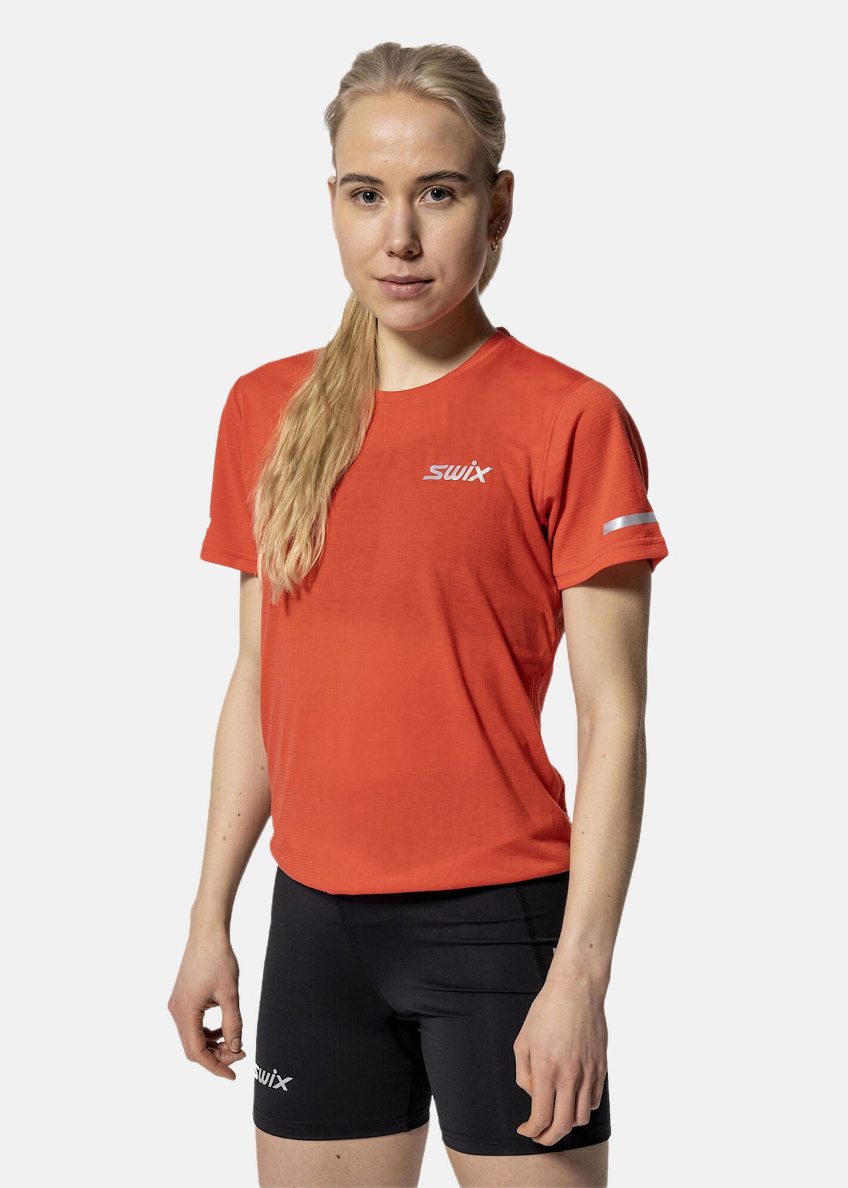 Pace Short Sleeve W |  - sv-se - dam - klader - toppar-linnen - t-shirts-friluftsliv-vandring - t-shirts-kortarmade | Padelspecialisterna