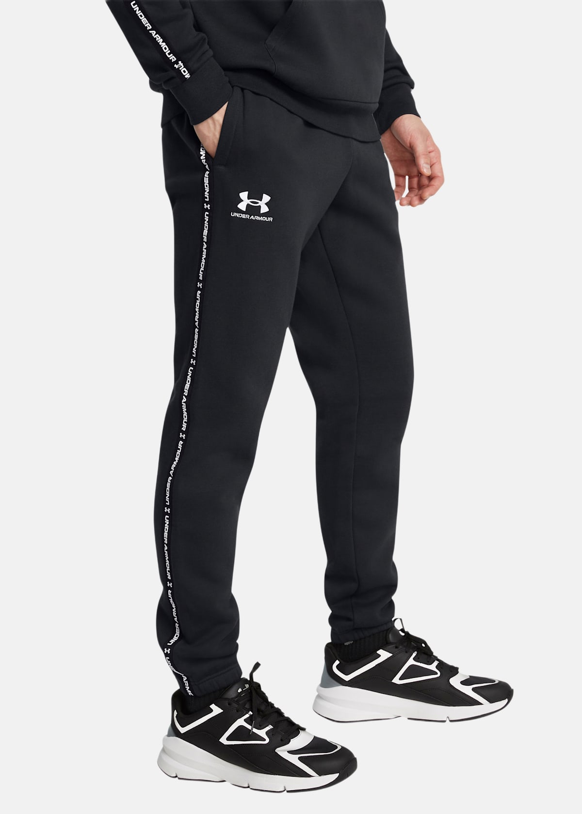 UA Icon Fleece Jgr Taping |  - sv-se - herr - klader - byxor - tranings-mjukis-vindbyxor - sweatpants-mjukisbyxor | Padelspecialisterna