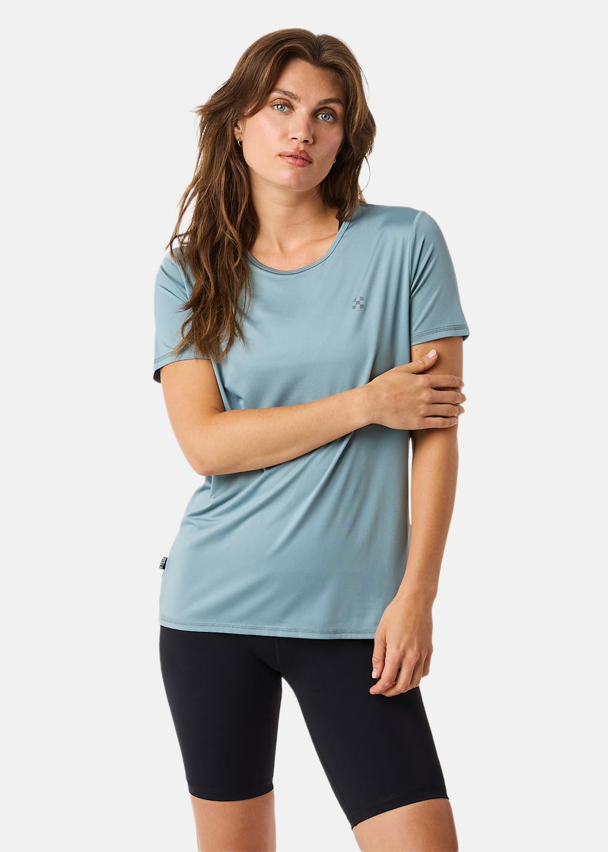 Gym Tee W |  - sv-se - dam - klader - toppar-linnen - t-shirts-friluftsliv-vandring - t-shirts-kortarmade | Padelspecialisterna