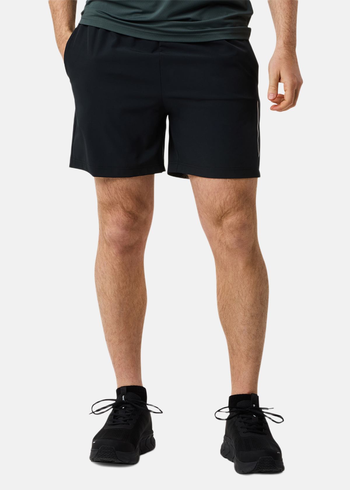 Core Shorts |  - sv-se - herr - klader - shorts - lopar-traningsshorts - traningsshorts | Padelspecialisterna