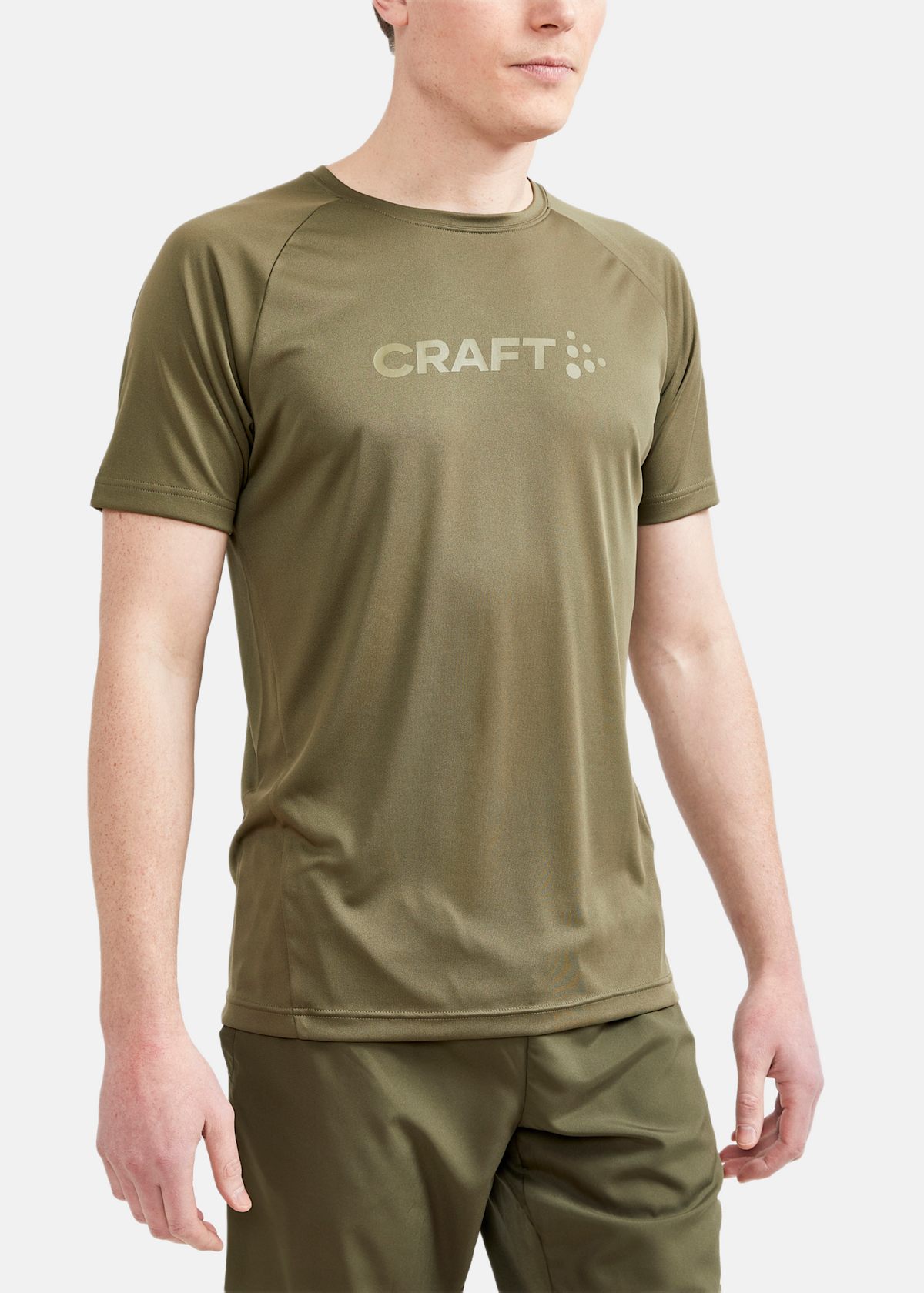 CORE ESSENCE LOGO TEE M |  - sv-se - herr - klader - t-shirts-linnen - t-shirt-vardag-sport - kortarmad-t-shirt-vardag-sport | Padelspecialisterna