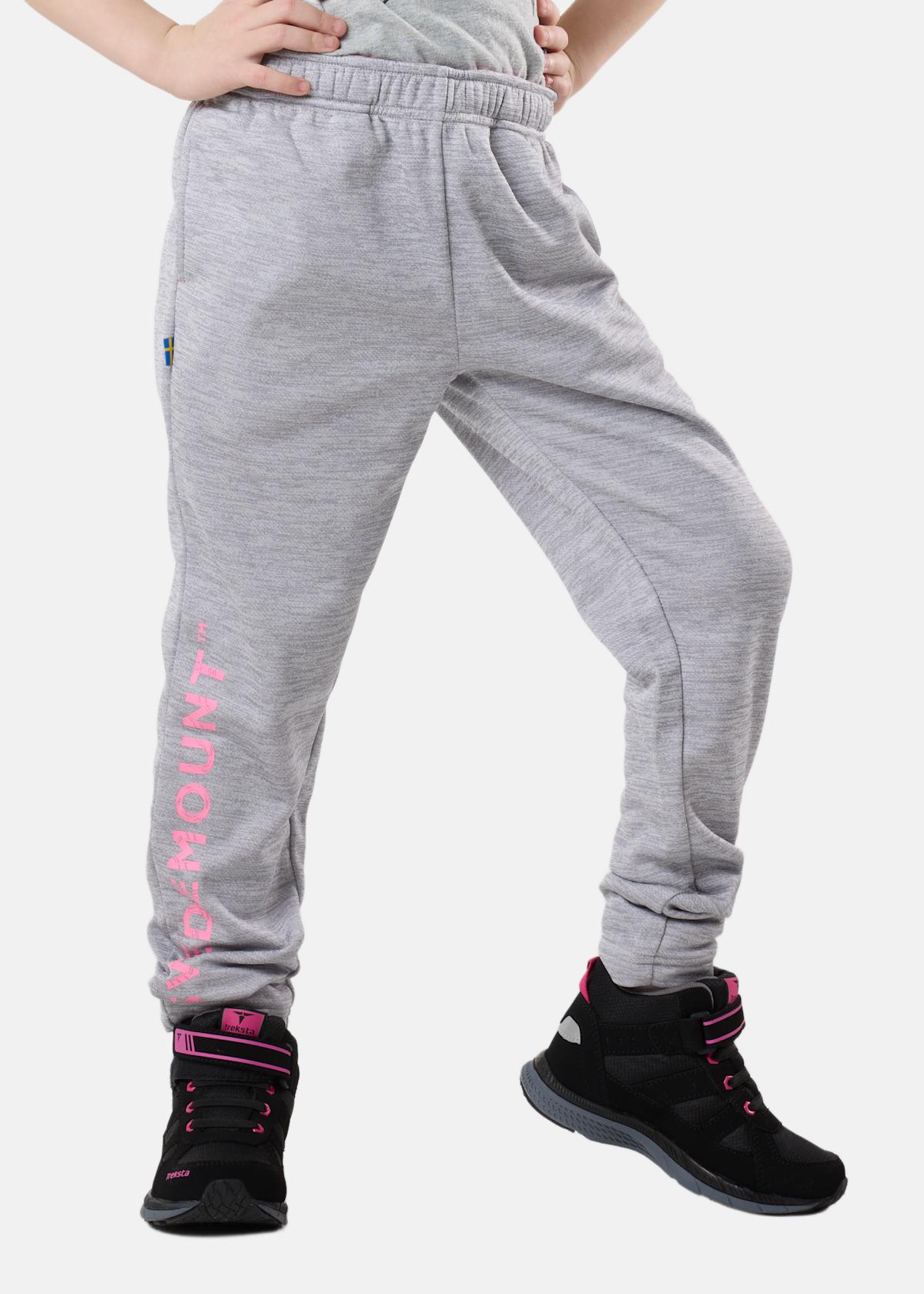 Training Logo Pants JR |  - sv-se - barn - klader - byxor - tranings-mjukis-vindbyxor - mjukisbyxor | Padelspecialisterna