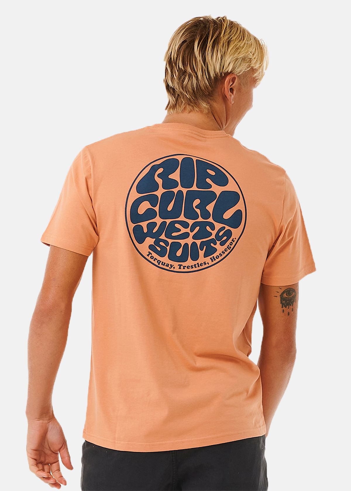 WETSUIT ICON TEE |  - sv-se - herr - klader - t-shirts-linnen - t-shirt-vardag-sport - kortarmad-t-shirt-vardag-sport | Padelspecialisterna