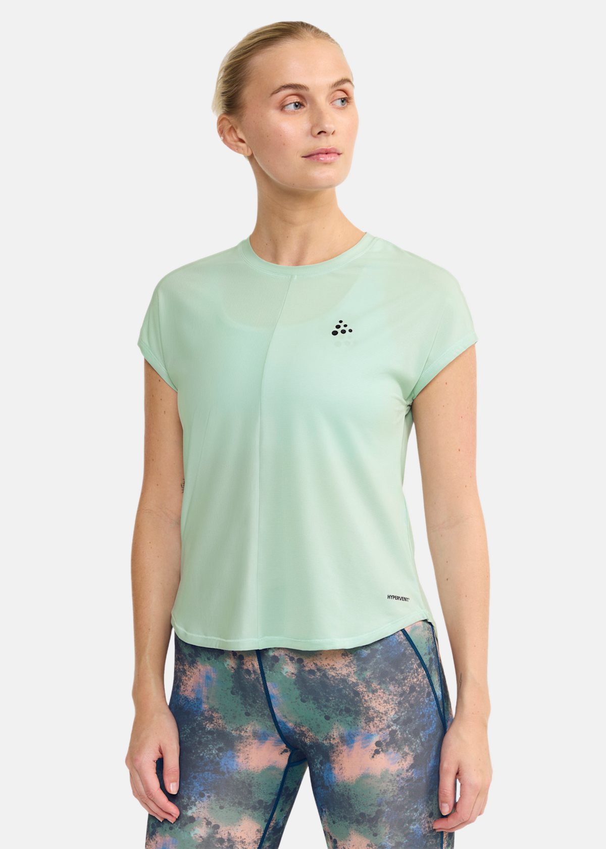 CORE ESSENCE SS TEE W |  - sv-se - dam - klader - toppar-linnen - t-shirts-friluftsliv-vandring - t-shirts-kortarmade | Padelspecialisterna