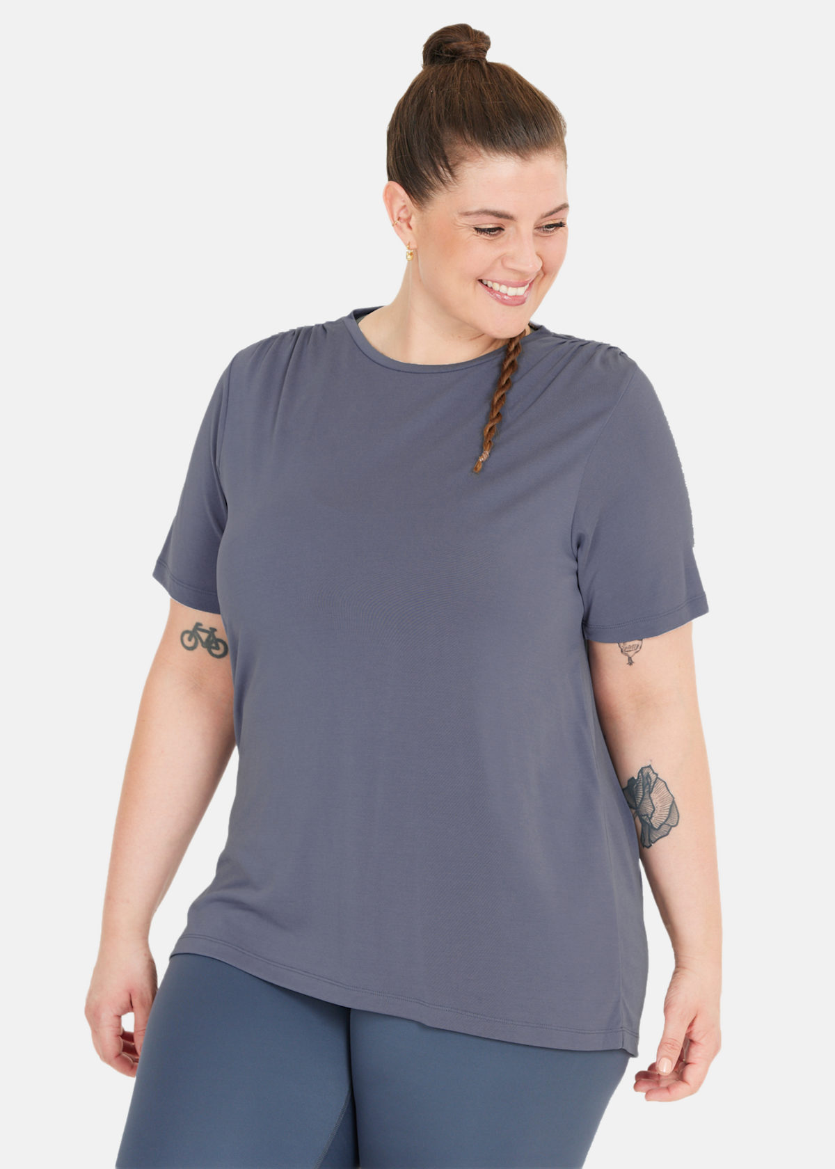 Zamilla W Loose Fit S/S Tee |  - sv-se - dam - klader - toppar-linnen - t-shirts-friluftsliv-vandring - t-shirts-kortarmade | Padelspecialisterna