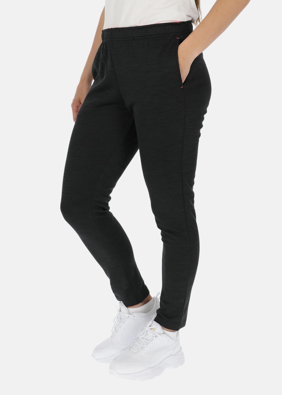 Training Logo Pants W |  - sv-se - dam - klader - byxor - tranings-mjukis-vindbyxor - mjukisbyxor-sweatpants | Padelspecialisterna