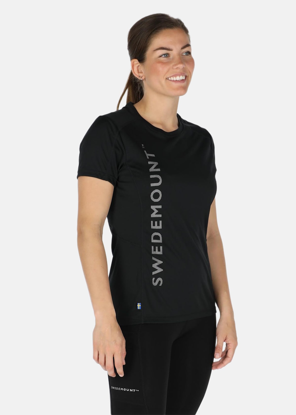 Training Logo Tee W |  - sv-se - dam - klader - toppar-linnen - t-shirts-friluftsliv-vandring - t-shirts-kortarmade | Padelspecialisterna