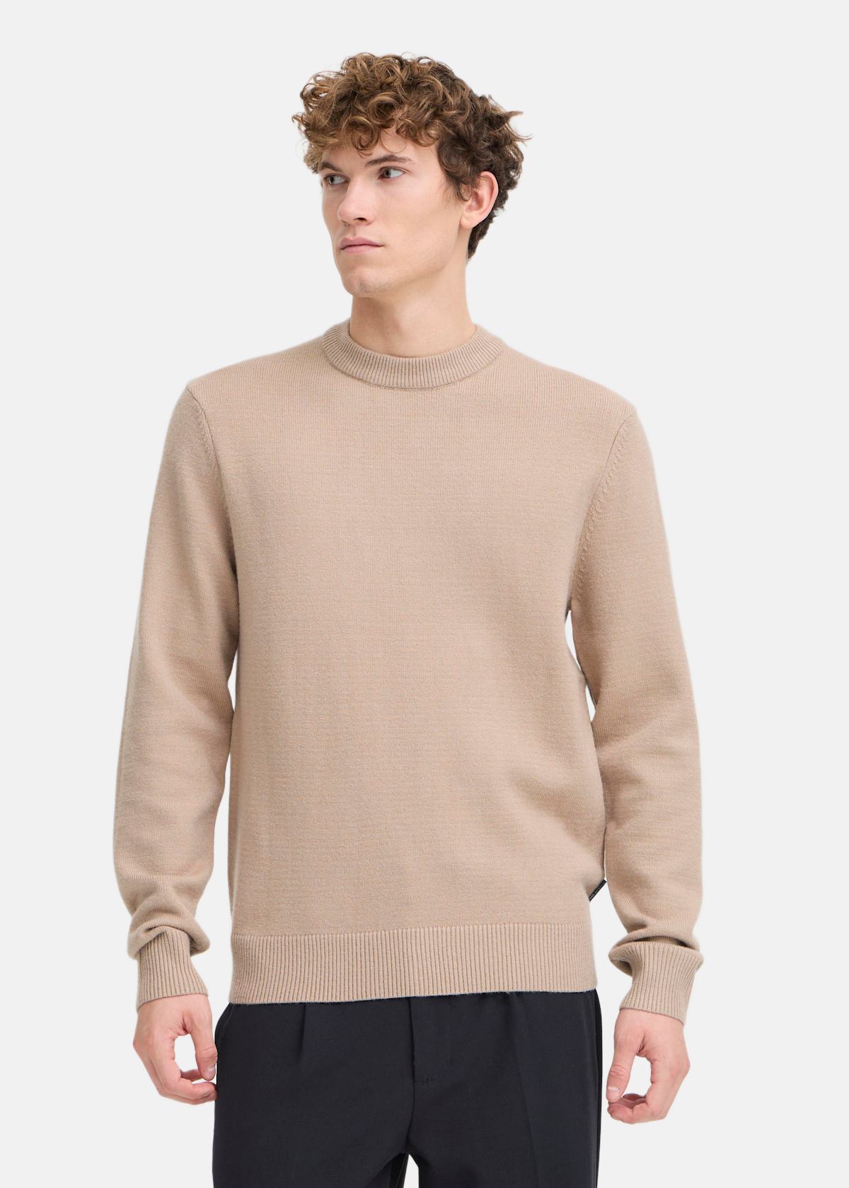 CFANDRO 0247 CREW NECK KNIT |  - sv-se - herr - klader - trojor - fleecetrojor-fleecejackor | Padelspecialisterna
