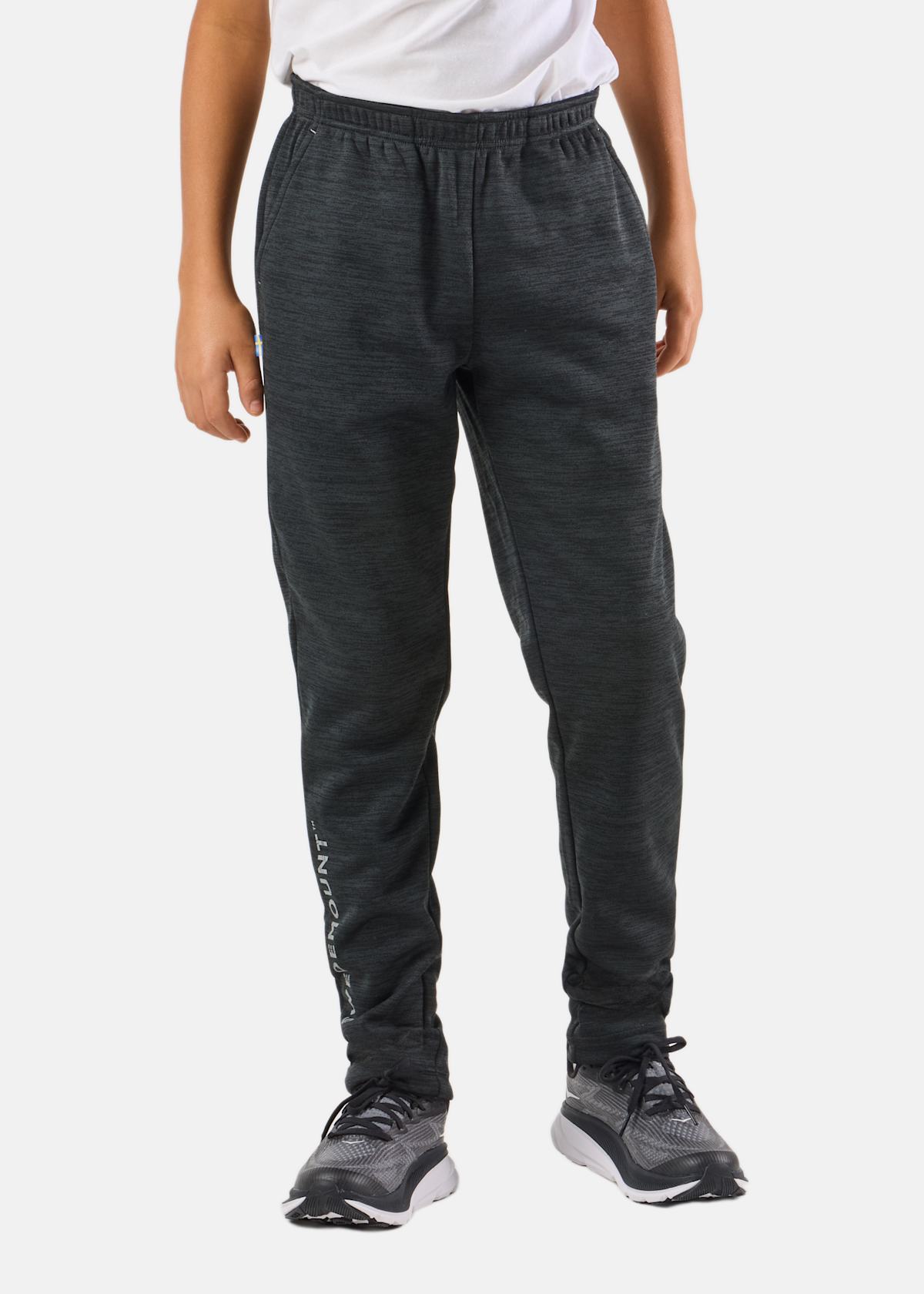 Training Logo Pants JR II |  - sv-se - barn - klader - byxor - tranings-mjukis-vindbyxor - mjukisbyxor | Padelspecialisterna