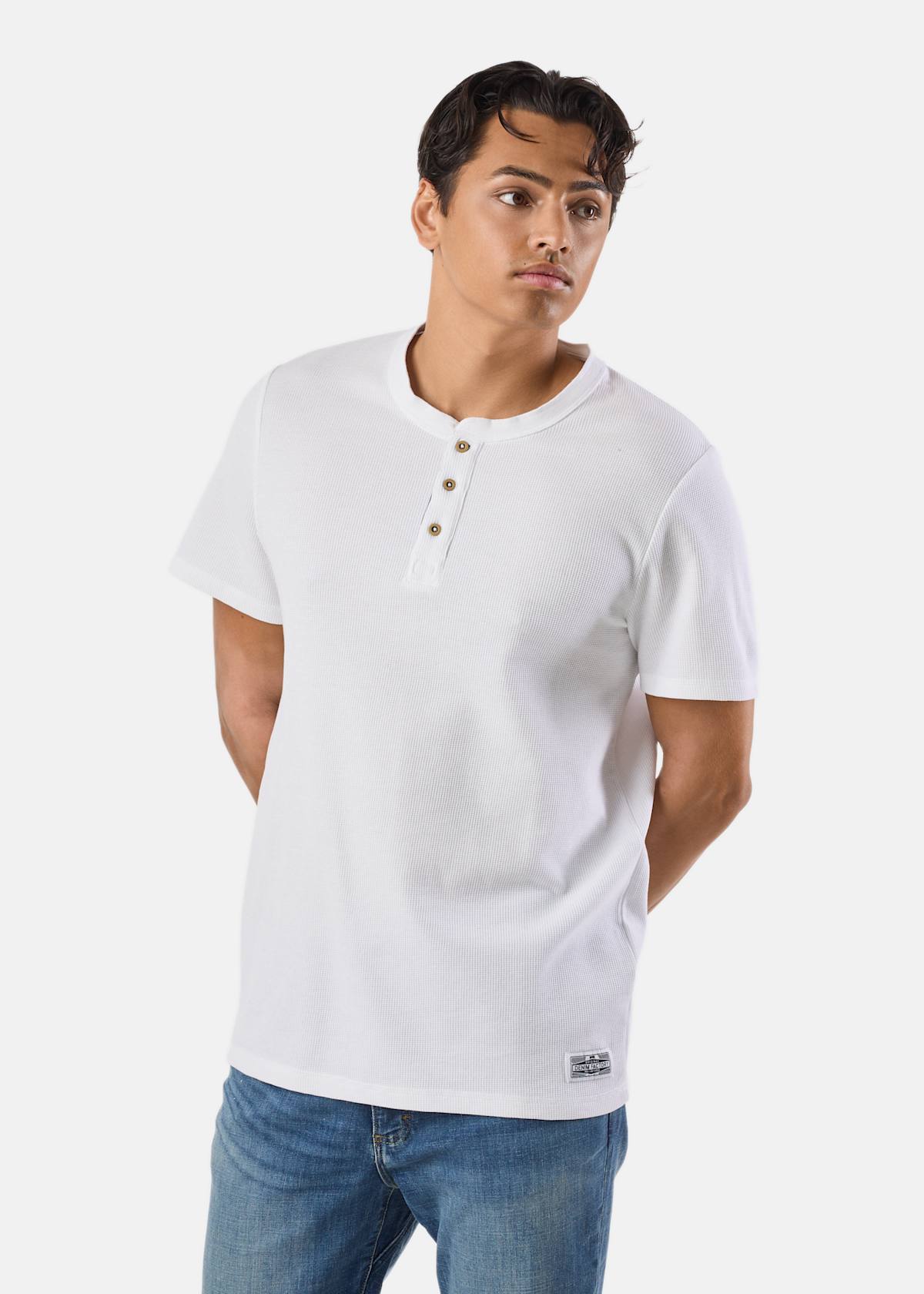 Henley Tee |  - sv-se - herr - klader - t-shirts-linnen - t-shirt-vardag-sport - kortarmad-t-shirt-vardag-sport | Padelspecialisterna