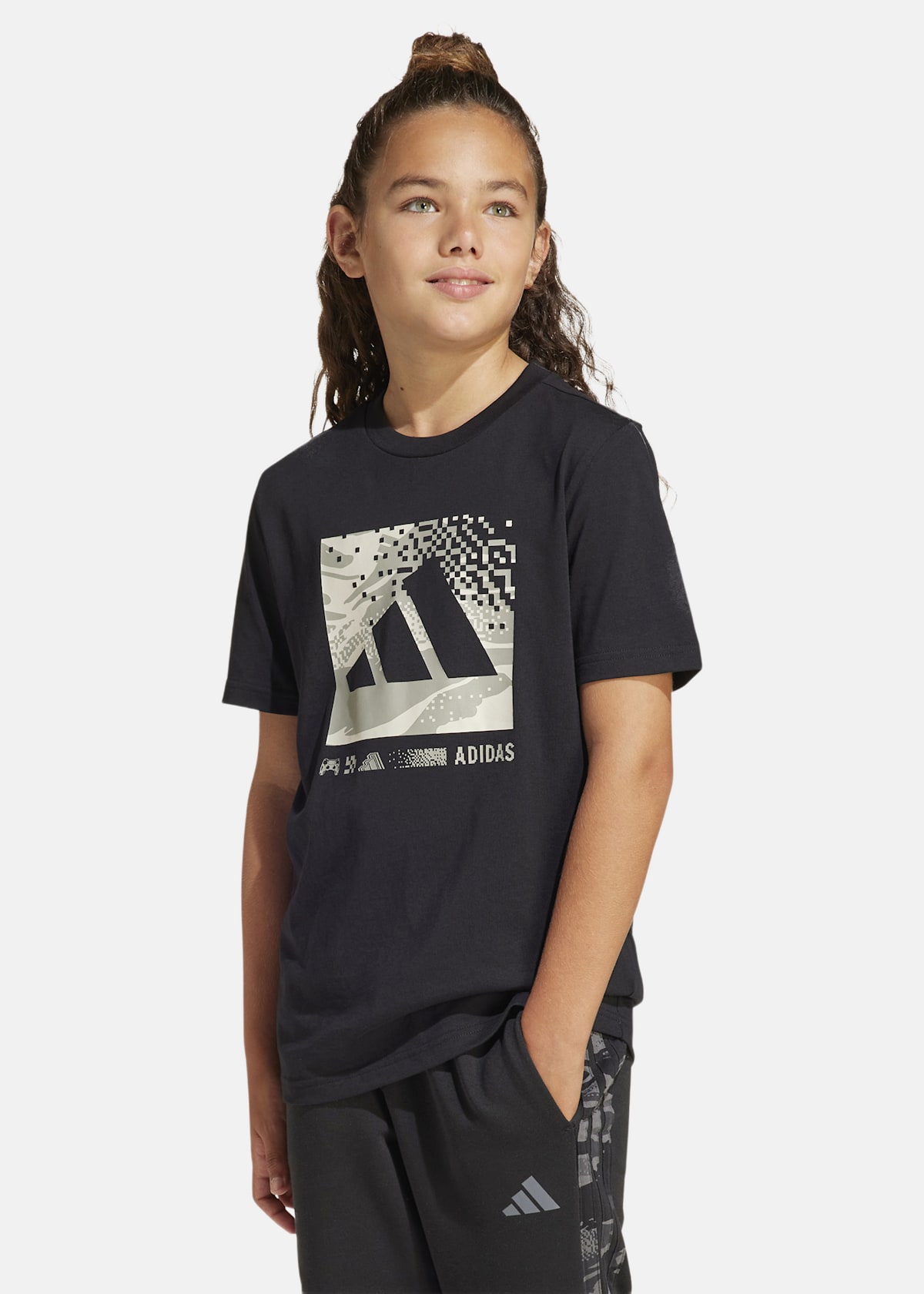 J CAMO LOGO TEE |  - sv-se - barn - klader - t-shirts-linnen - t-shirt-sport-fritid - t-shirt-sport-fritid-kortarmad | Padelspecialisterna