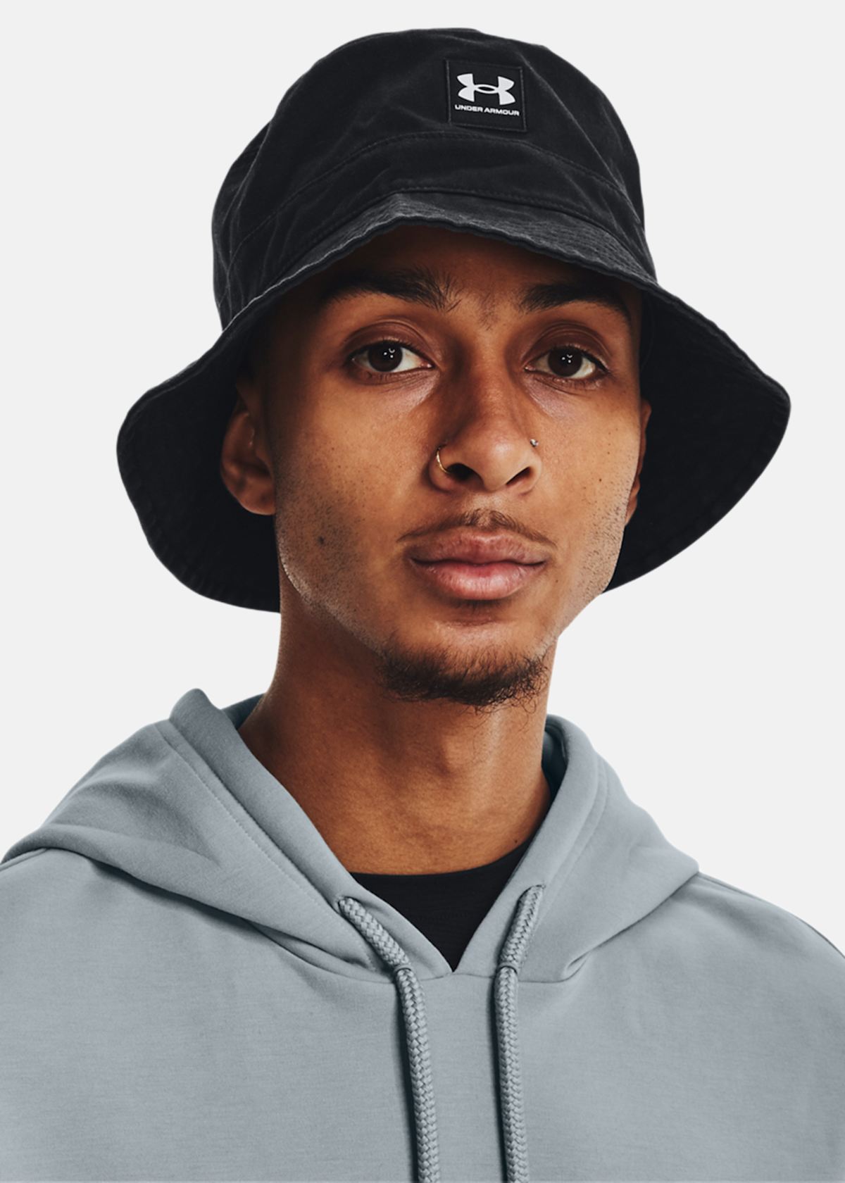 ESSENTIAL BUCKET |  - sv-se - dam - klader - accessoarer - kepsar-hattar - hattar | Padelspecialisterna