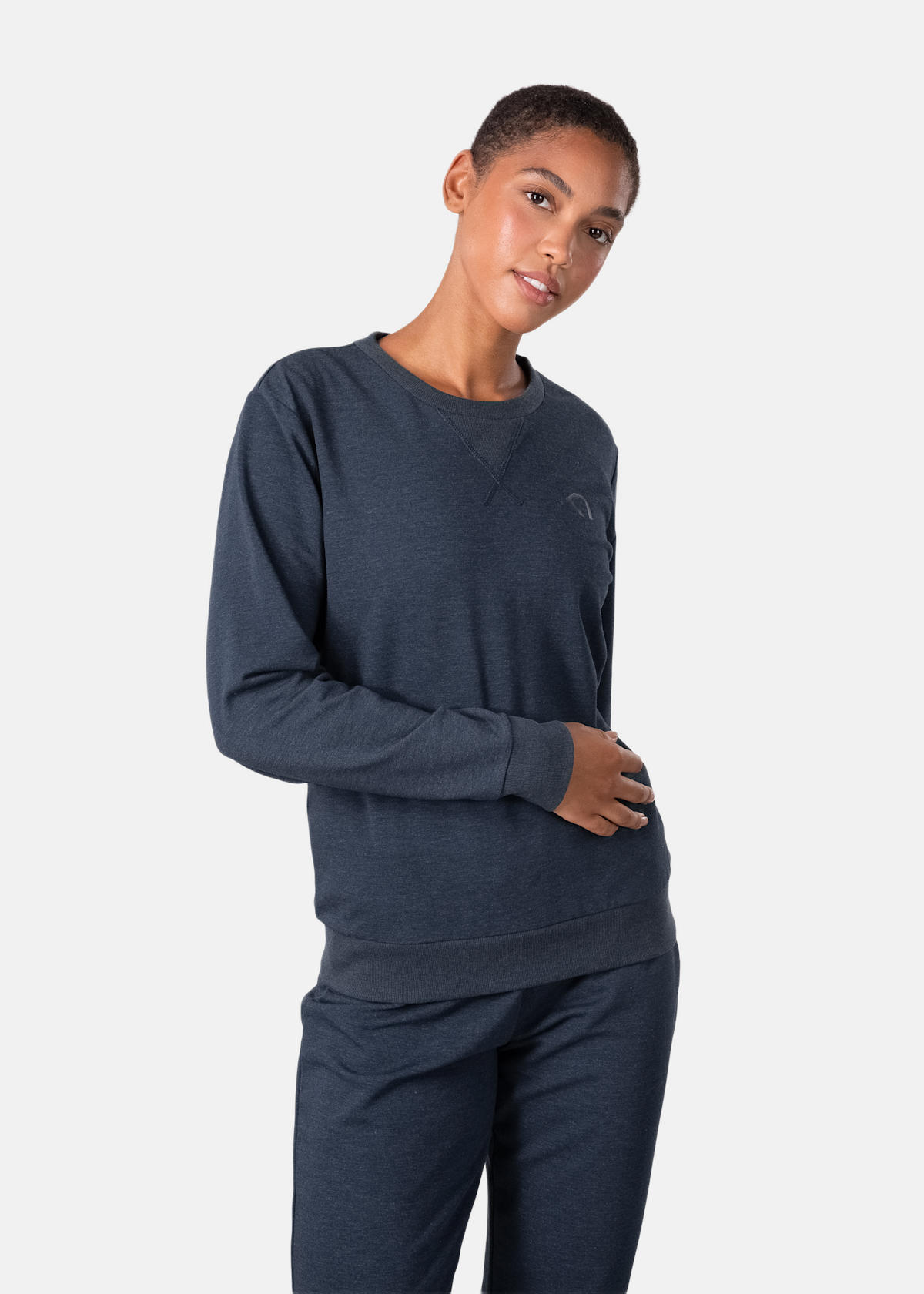 KARI CREW |  - sv-se - dam - klader - trojor - sweatshirts | Padelspecialisterna