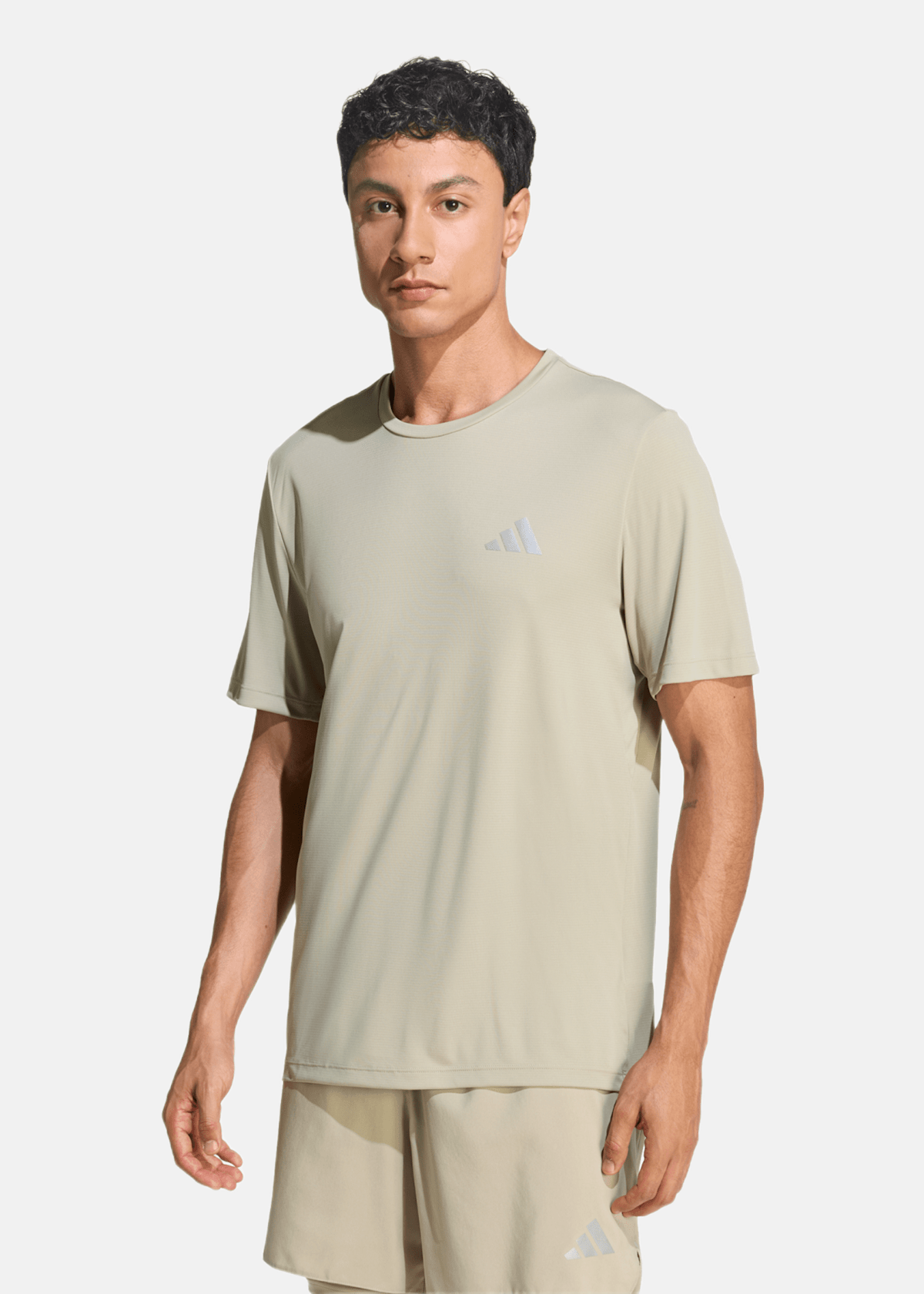 Run Ess Tee M |  - sv-se - herr - klader - t-shirts-linnen - t-shirt-vardag-sport - kortarmad-t-shirt-vardag-sport | Padelspecialisterna