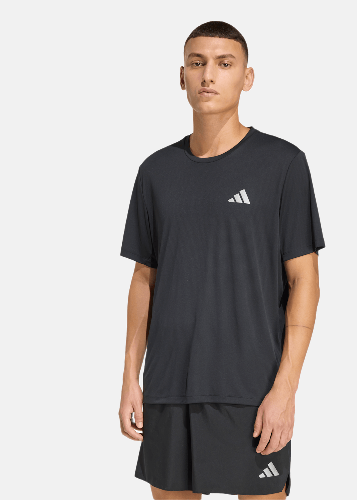 Run Ess Tee M |  - sv-se - herr - klader - t-shirts-linnen - t-shirt-vardag-sport - kortarmad-t-shirt-vardag-sport | Padelspecialisterna