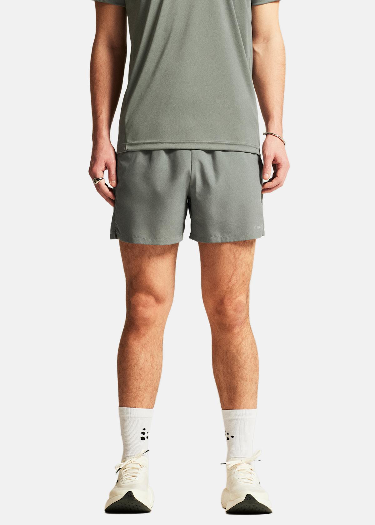 CORE ESSENCE SHORTS 2 M |  - sv-se - herr - klader - shorts - lopar-traningsshorts - traningsshorts | Padelspecialisterna
