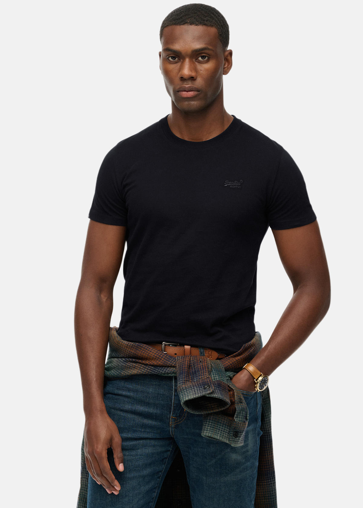 ESSENTIAL LOGO EMB TEE |  - sv-se - herr - klader - t-shirts-linnen - t-shirt-vardag-sport - kortarmad-t-shirt-vardag-sport | Padelspecialisterna