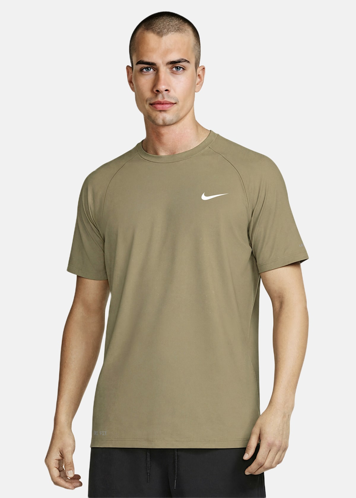 Nike Essential Short Sleeve Hy |  - sv-se - herr - klader - t-shirts-linnen - t-shirt-vardag-sport - kortarmad-t-shirt-vardag-sport | Padelspecialisterna
