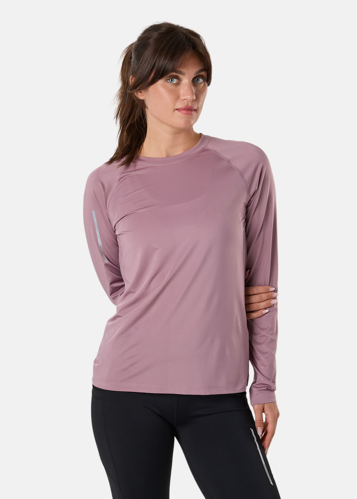 Core Training L/S Tee W |  - sv-se - dam - klader - toppar-linnen - t-shirts-friluftsliv-vandring - t-shirts-langarmade | Padelspecialisterna