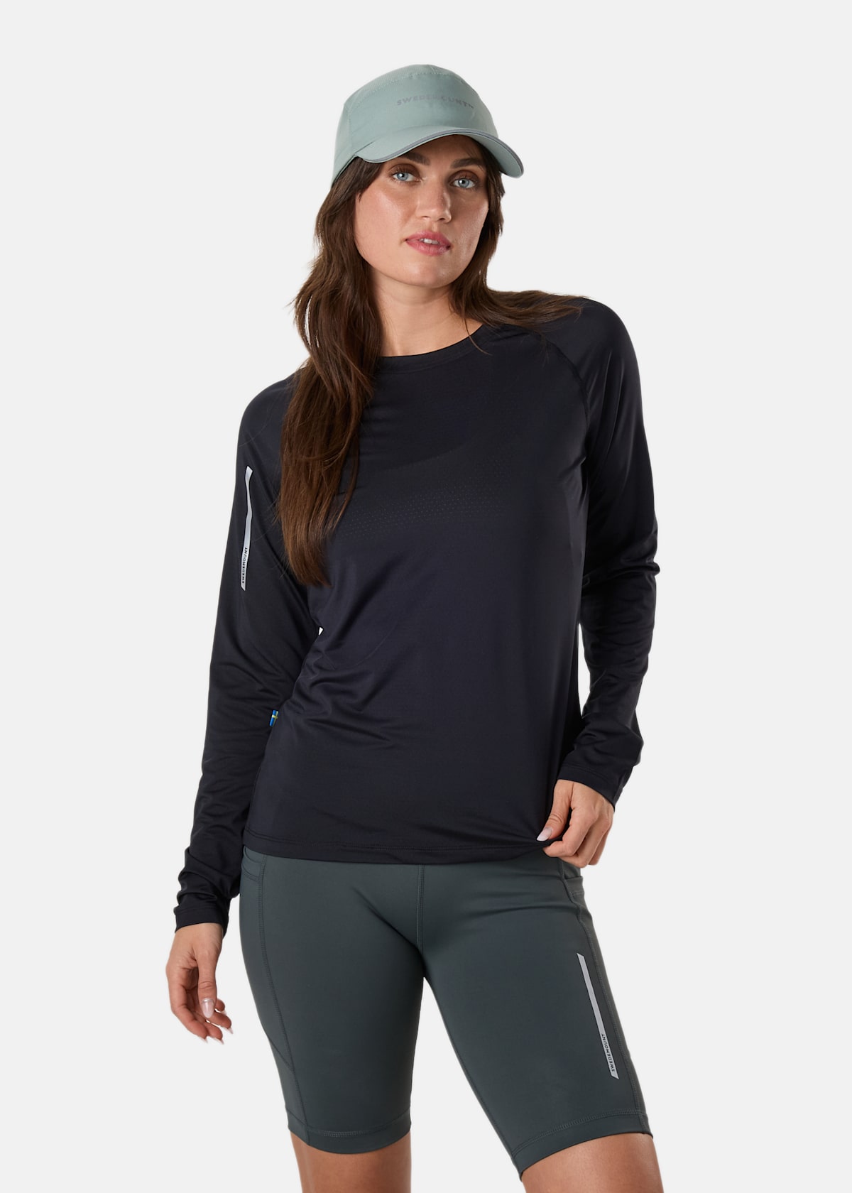Core Training L/S Tee W |  - sv-se - dam - klader - toppar-linnen - t-shirts-friluftsliv-vandring - t-shirts-langarmade | Padelspecialisterna