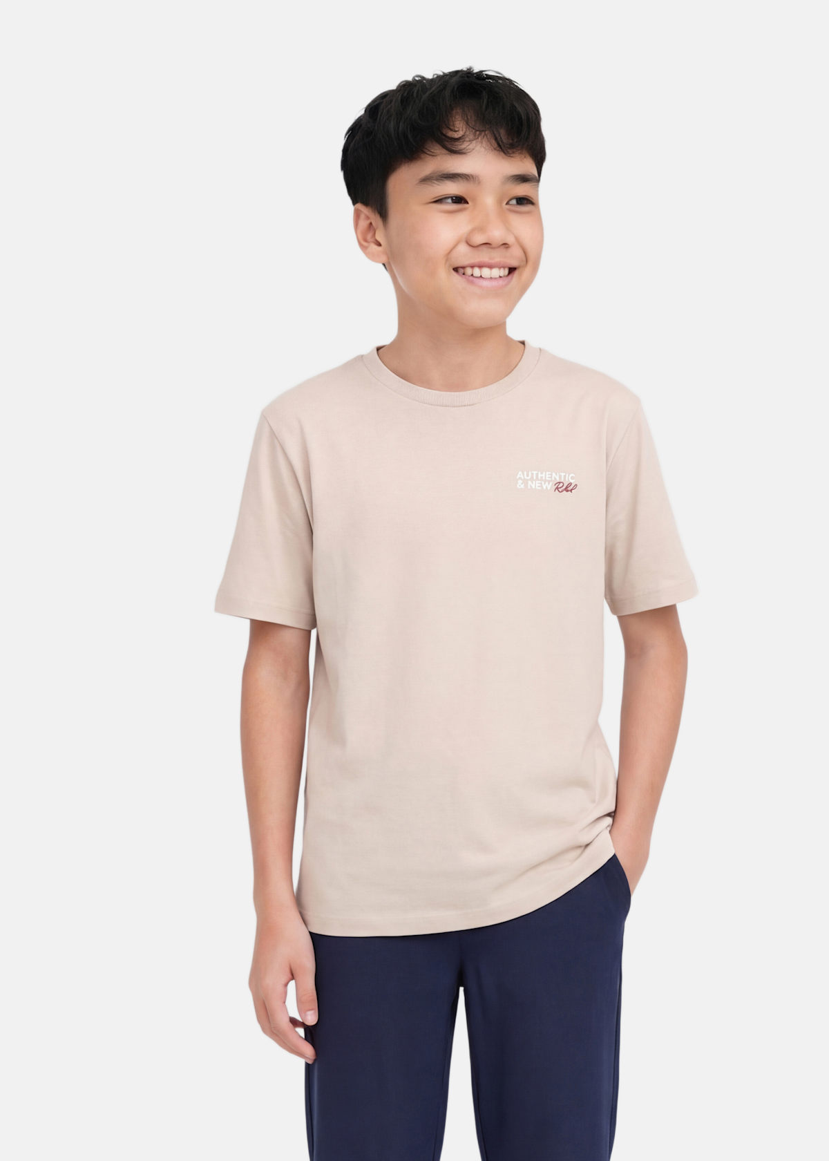 JREBHAYDEN SS TEE SN JNR |  - sv-se - barn - klader - t-shirts-linnen - t-shirt-sport-fritid - t-shirt-sport-fritid-kortarmad | Padelspecialisterna