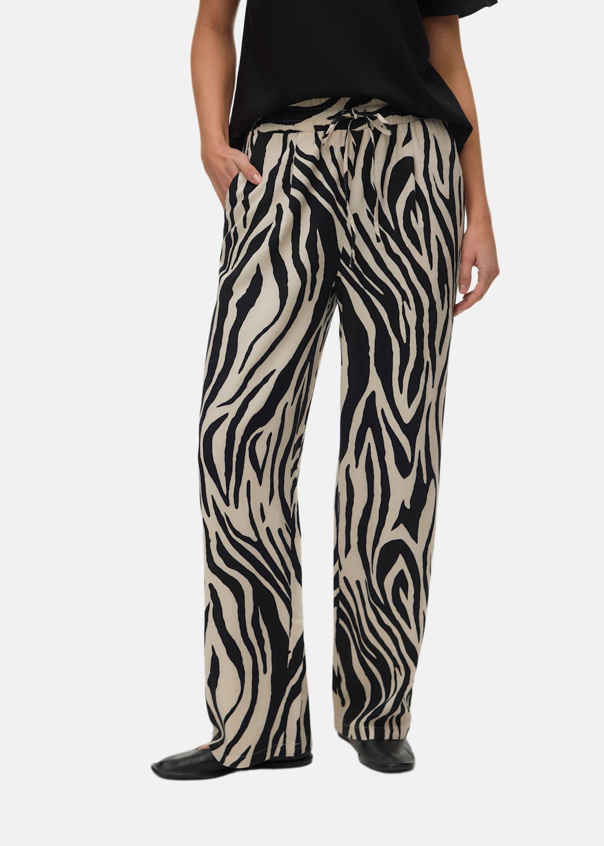 VMJESMILO HW WIDE PANTS WVN NO |  | Padelspecialisterna