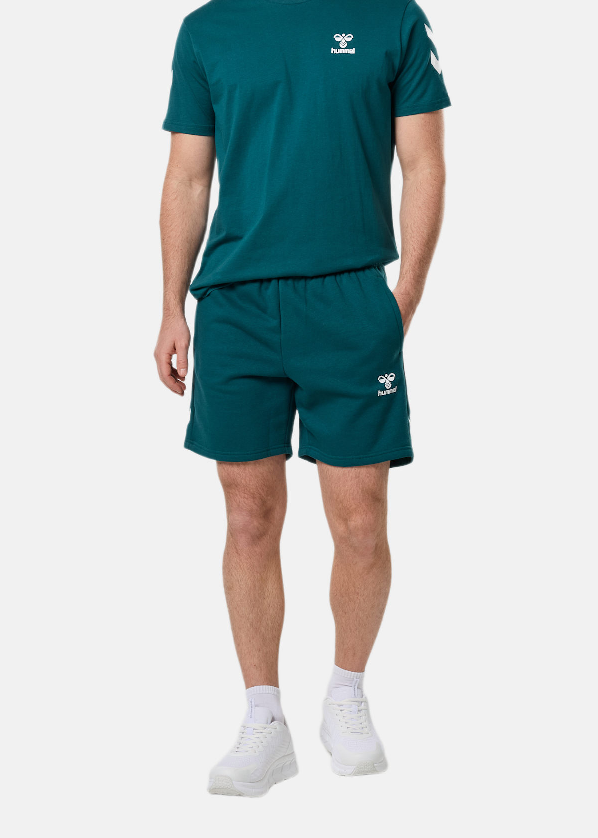 hmlFUTURE SWEAT SHORTS |  - sv-se - herr - klader - shorts - bomullshorts | Padelspecialisterna