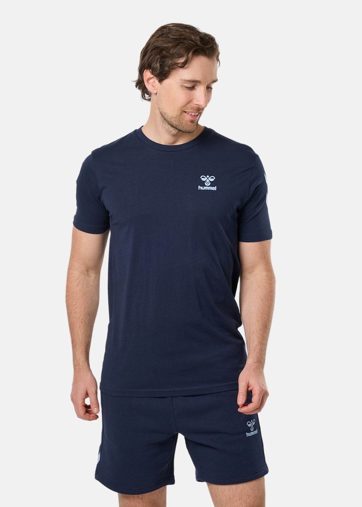 hmlFUTURE T-SHIRT |  - sv-se - herr - klader - t-shirts-linnen - t-shirt-vardag-sport - kortarmad-t-shirt-vardag-sport | Padelspecialisterna