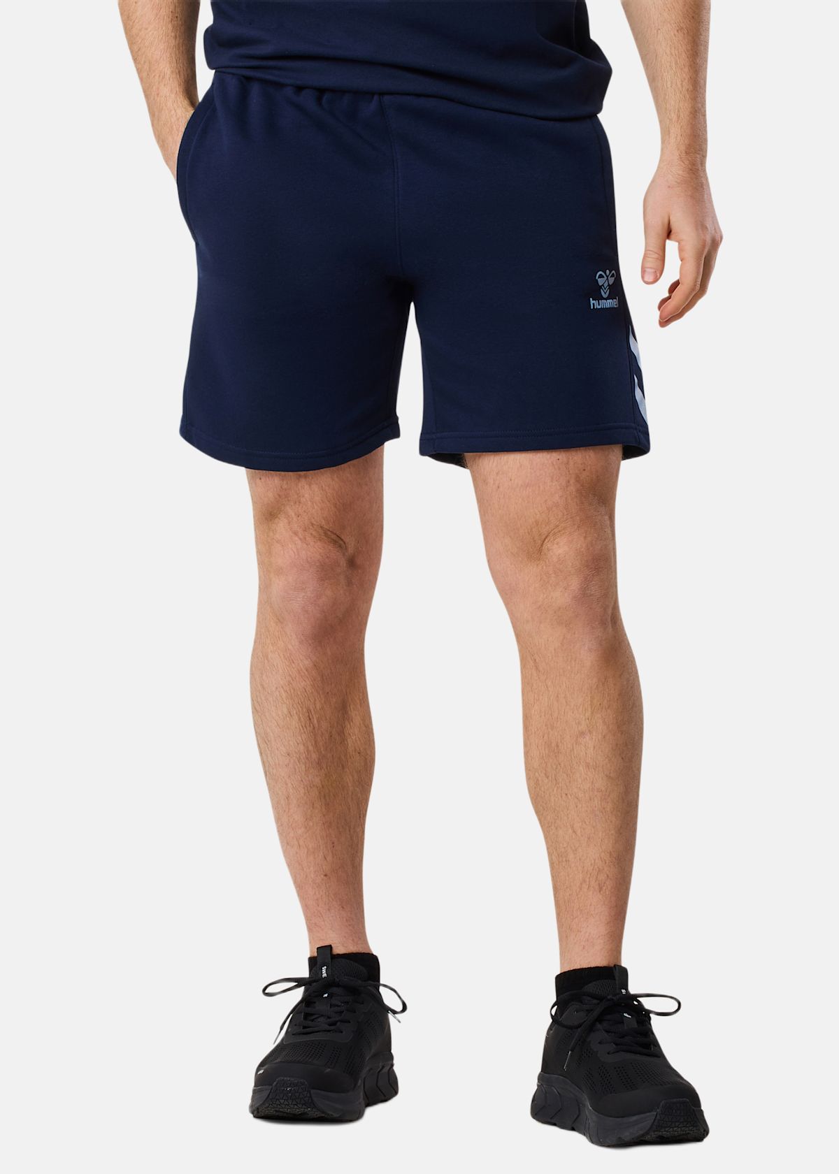 hmlFUTURE SWEAT SHORTS |  - sv-se - herr - klader - shorts - bomullshorts | Padelspecialisterna
