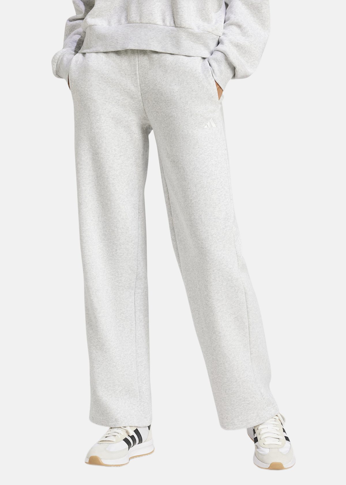 W SL FC PT |  - sv-se - dam - klader - byxor - tranings-mjukis-vindbyxor - mjukisbyxor-sweatpants | Padelspecialisterna