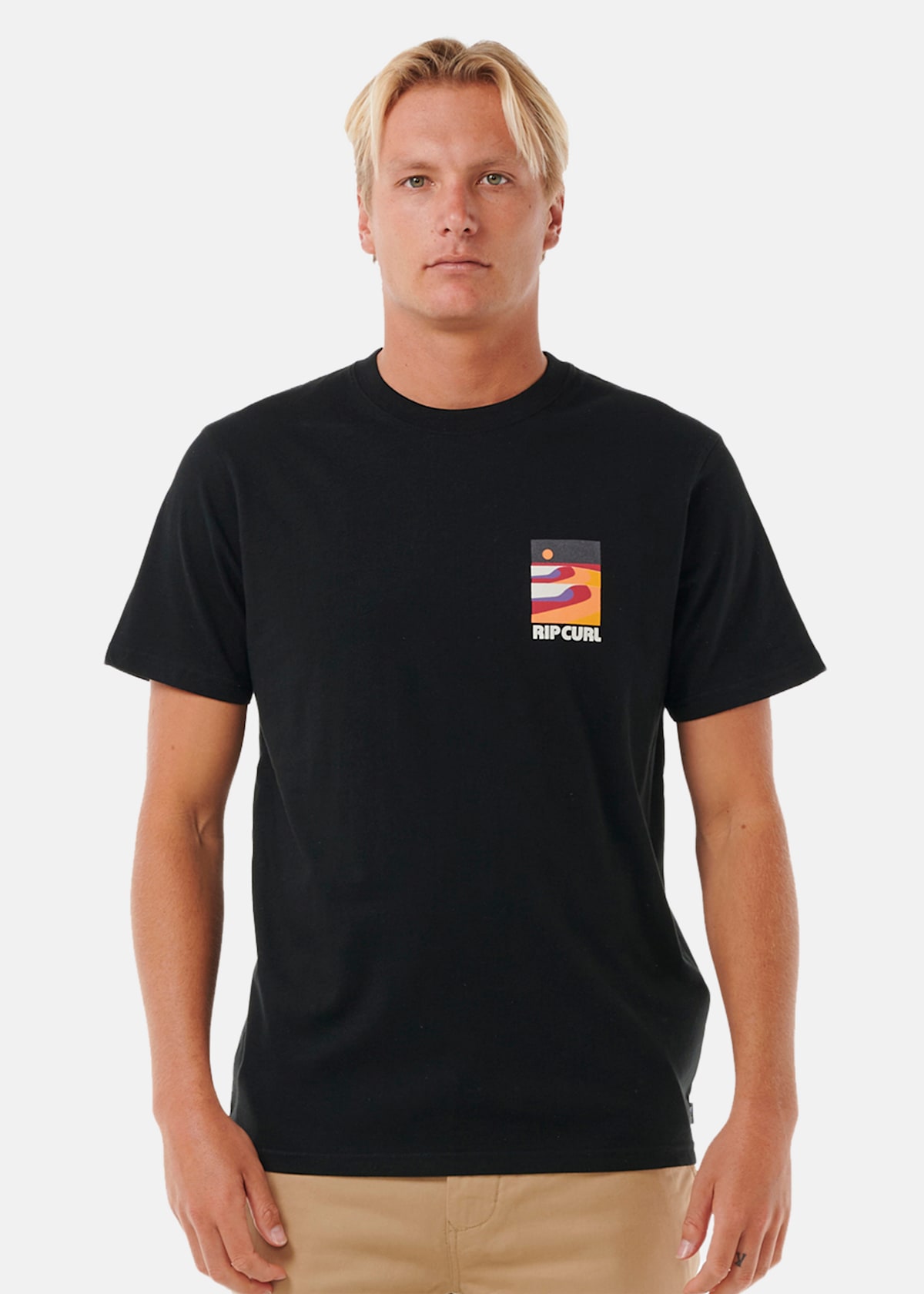 SURF REVIVAL LINED UP TEE |  - sv-se - herr - klader - t-shirts-linnen - t-shirt-vardag-sport - kortarmad-t-shirt-vardag-sport | Padelspecialisterna