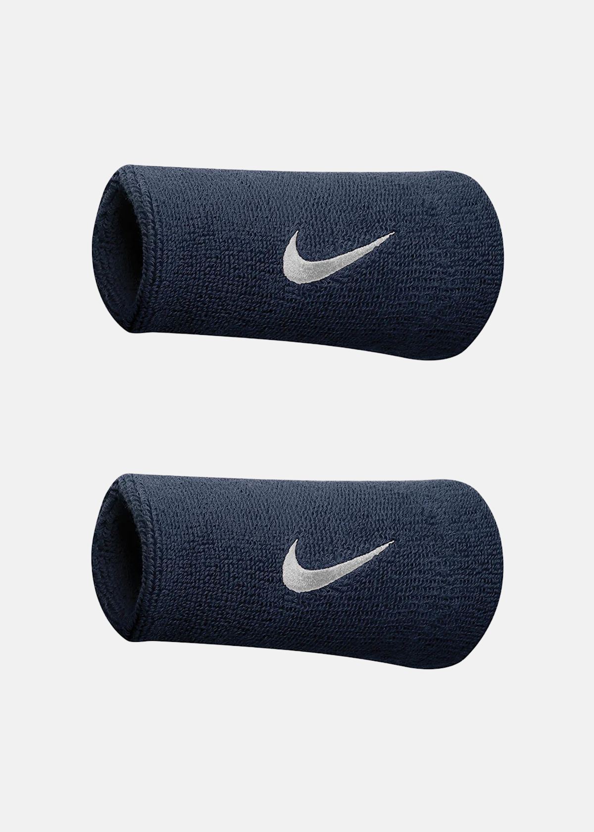 NIKE SWOOSH DOUBLEWIDE WRISTBA |  - sv-se - dam - utrustning - fotboll - fotbollstillbehor | Padelspecialisterna